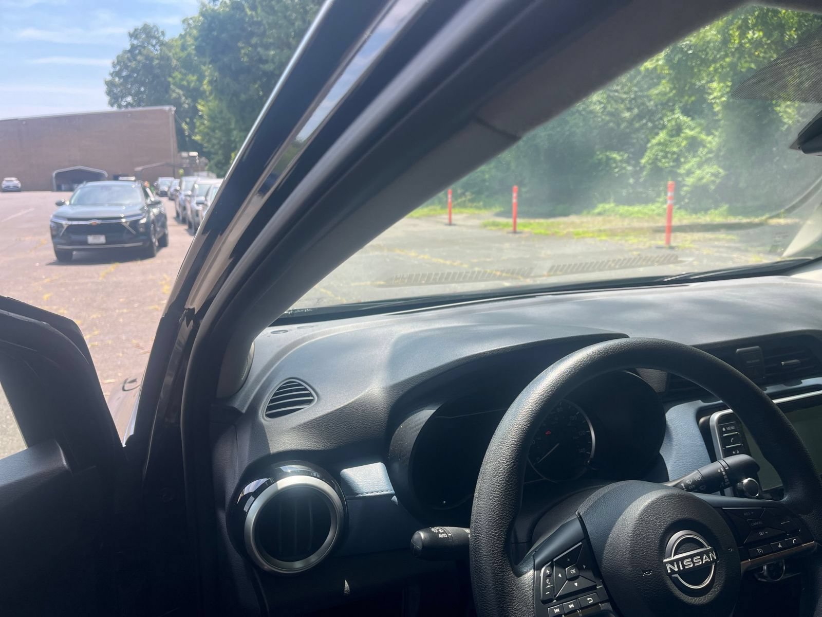 Thumbnail: 2025 Nissan Versa - 27