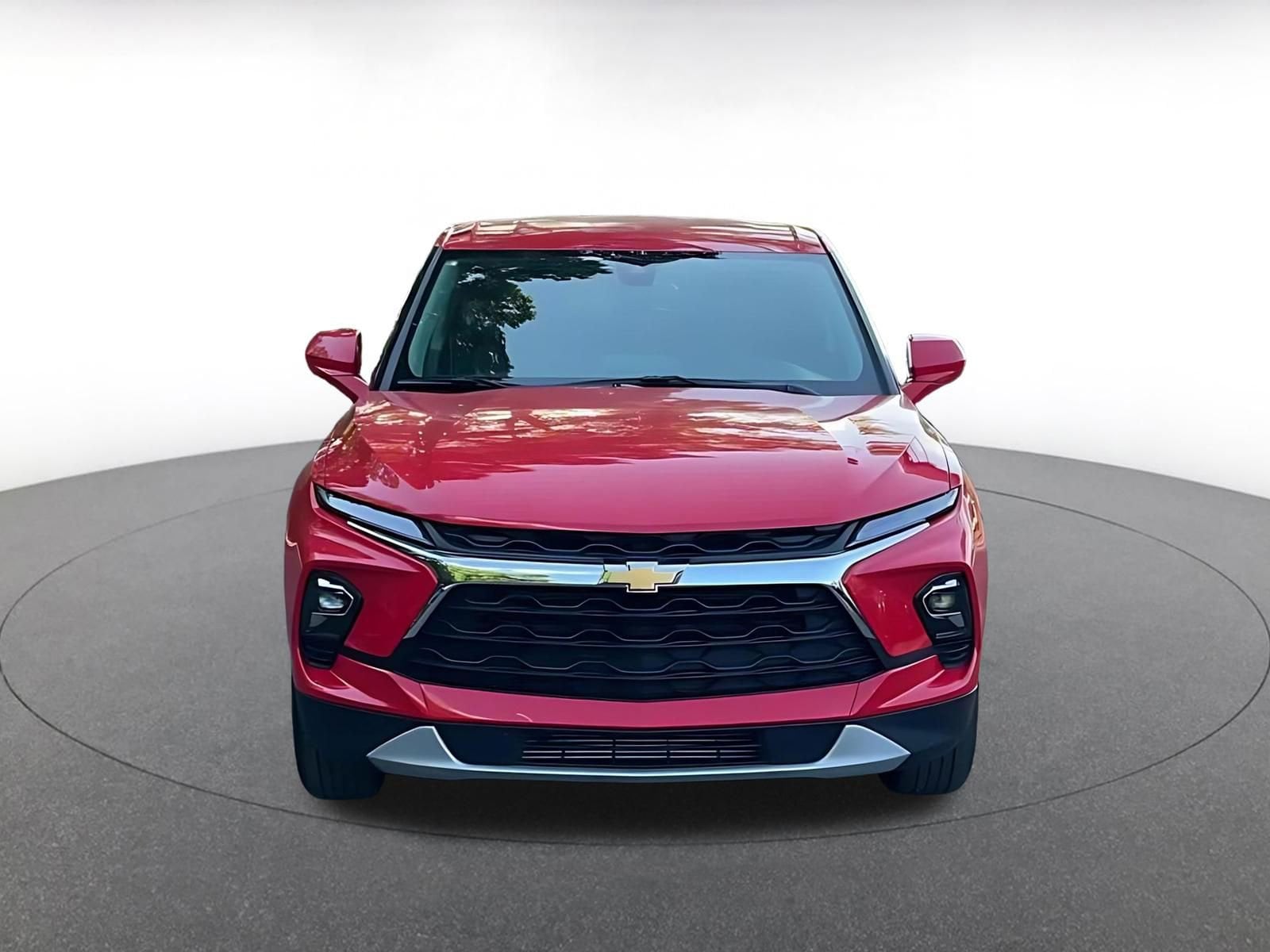 Thumbnail: 2025 Chevrolet Blazer - 4