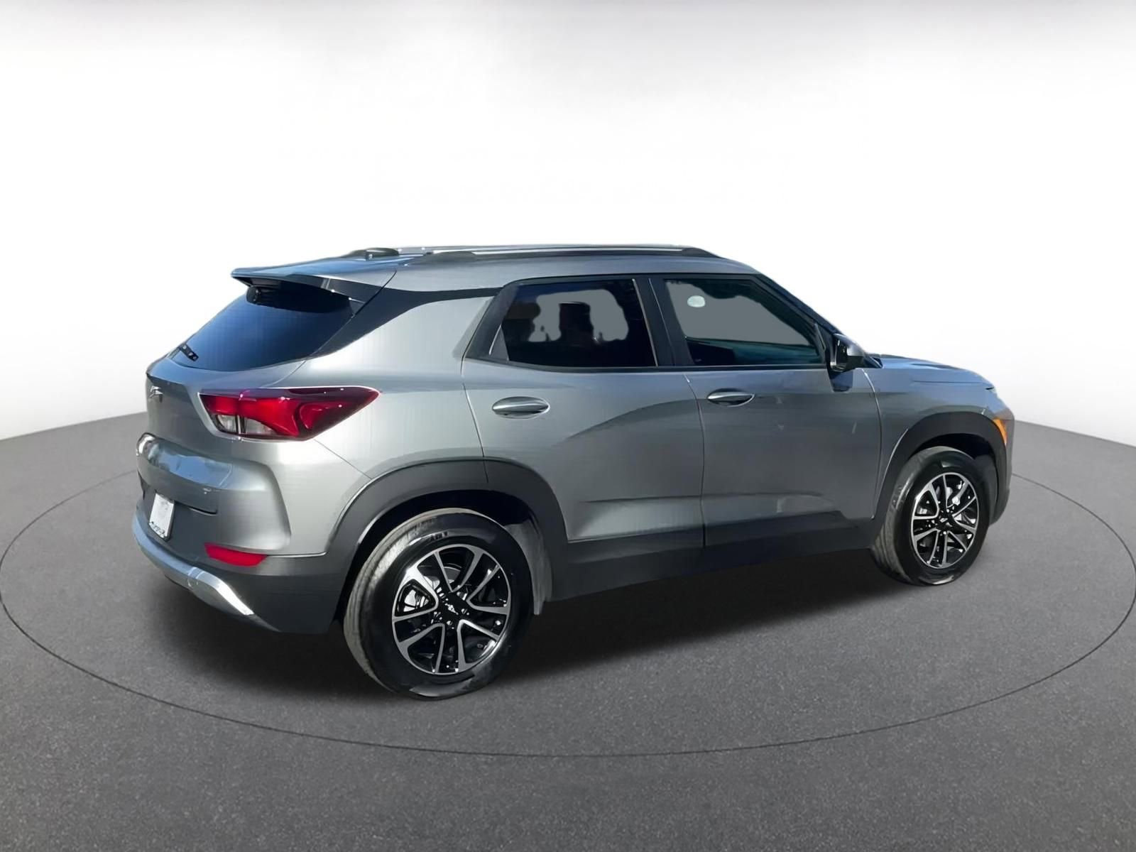 Thumbnail: 2025 Chevrolet TrailBlazer - 14