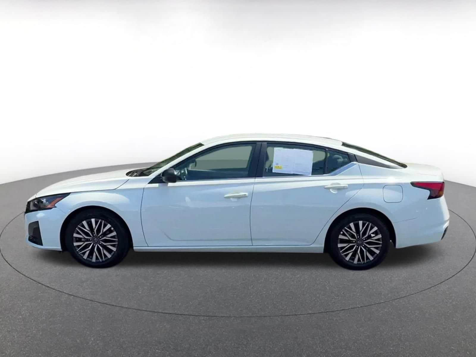 Thumbnail: 2026 Nissan Altima - 9