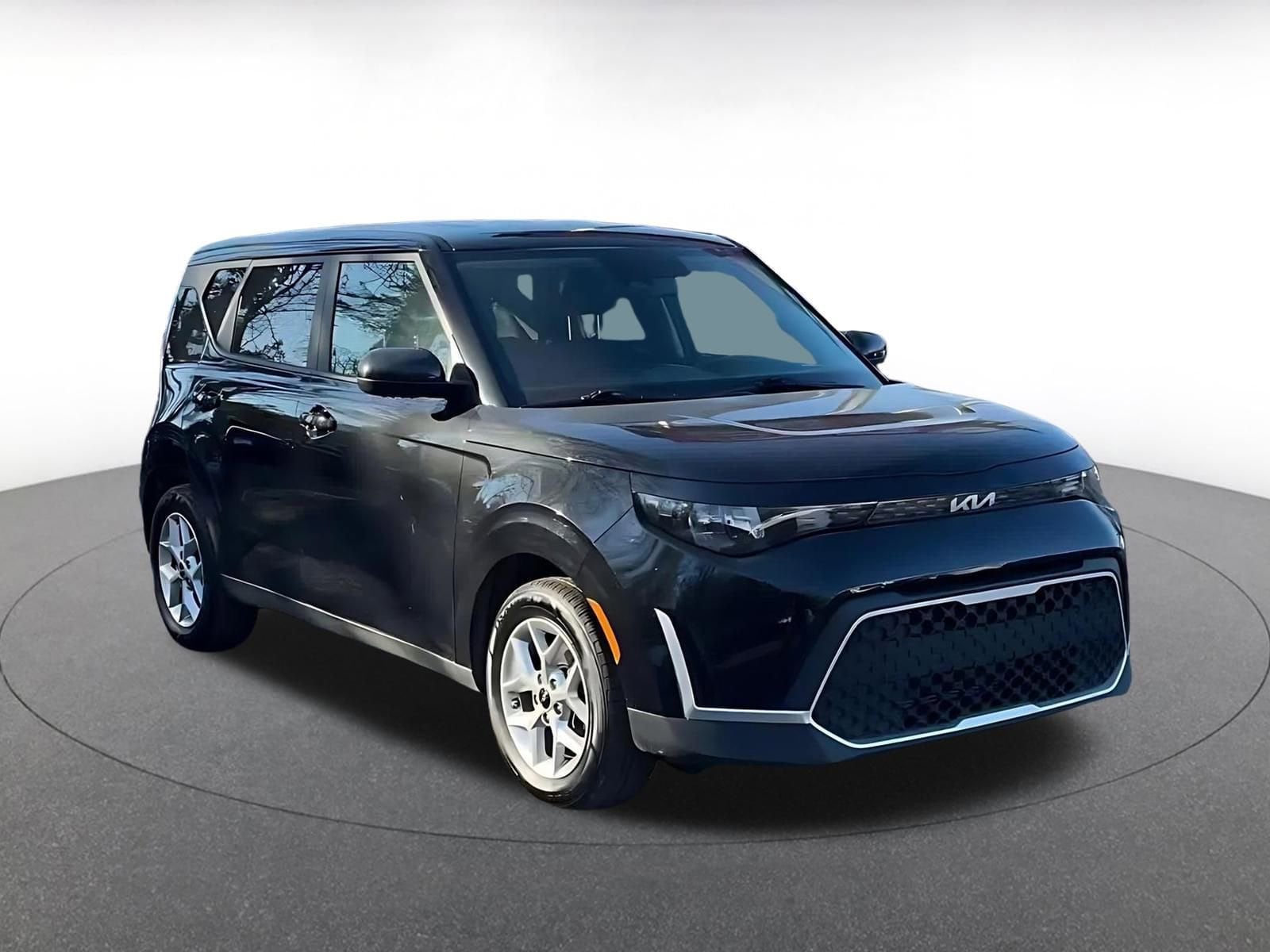 Thumbnail: 2025 Kia Soul - 3