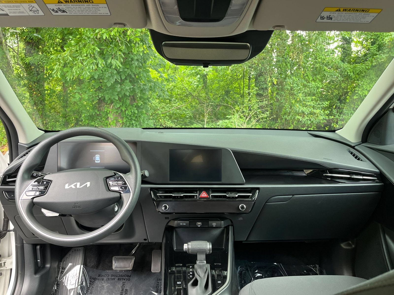 Thumbnail: 2026 Kia Niro - 31