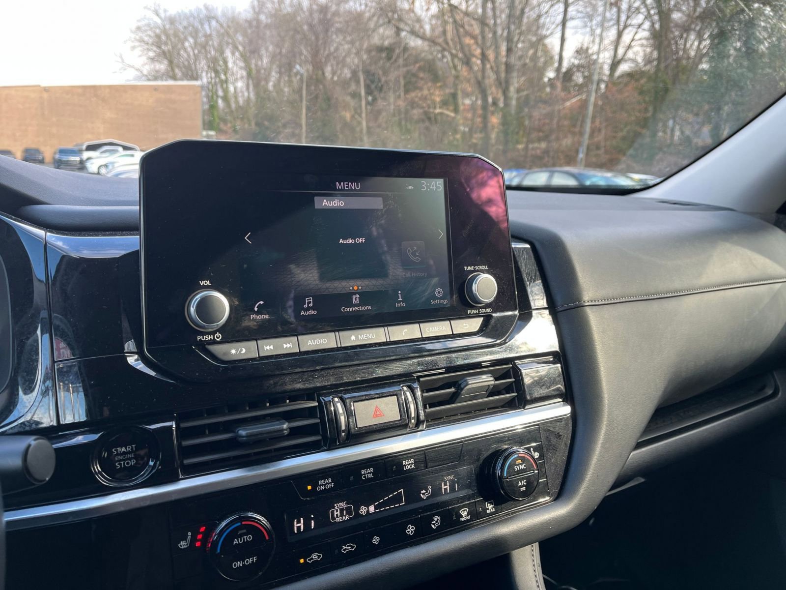 Thumbnail: 2025 Nissan Pathfinder - 17