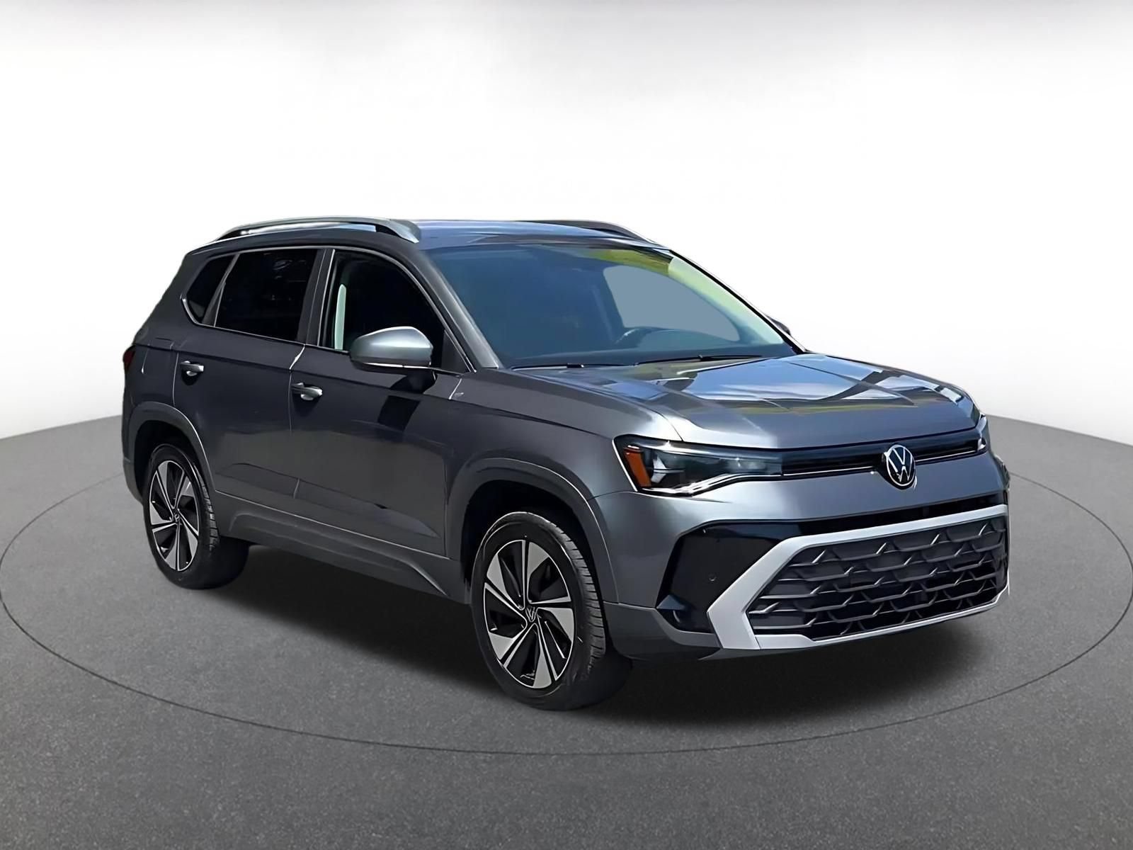 Thumbnail: 2026 Volkswagen Taos - 3