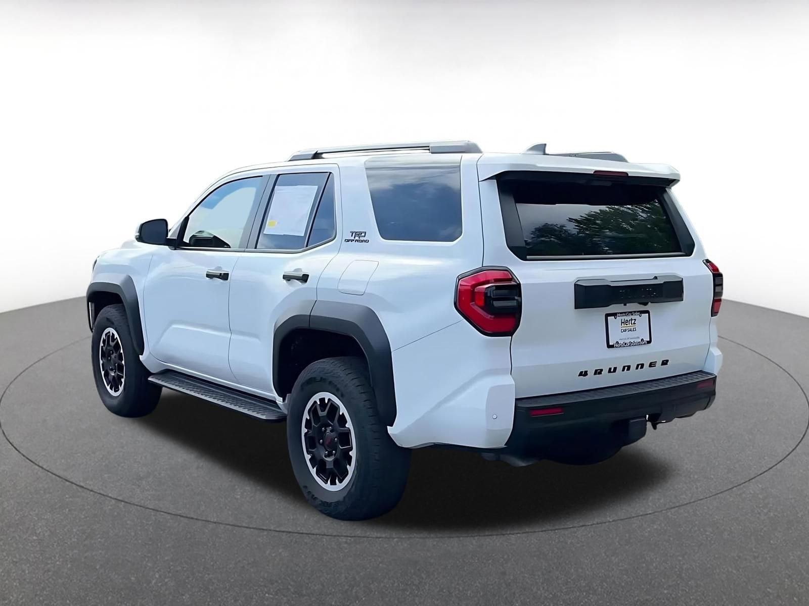 Thumbnail: 2025 Toyota 4Runner - 10