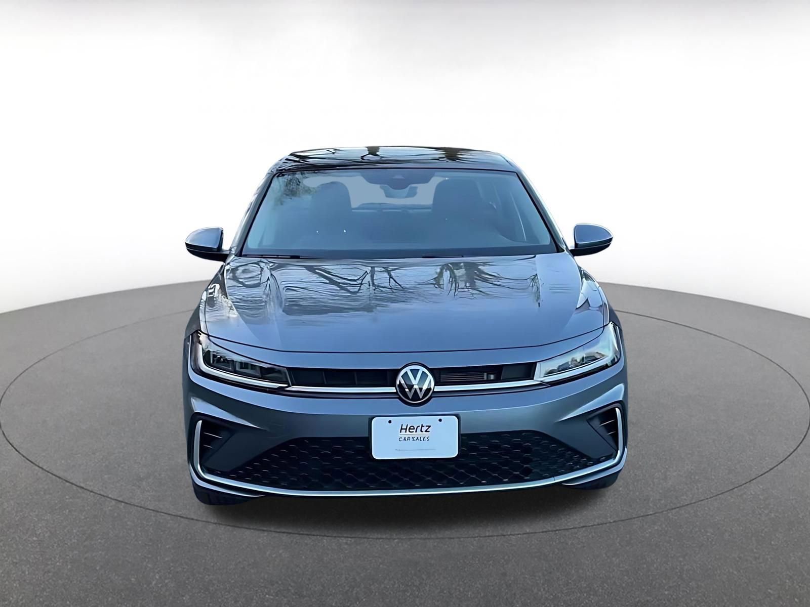 Thumbnail: 2025 Volkswagen Jetta - 4