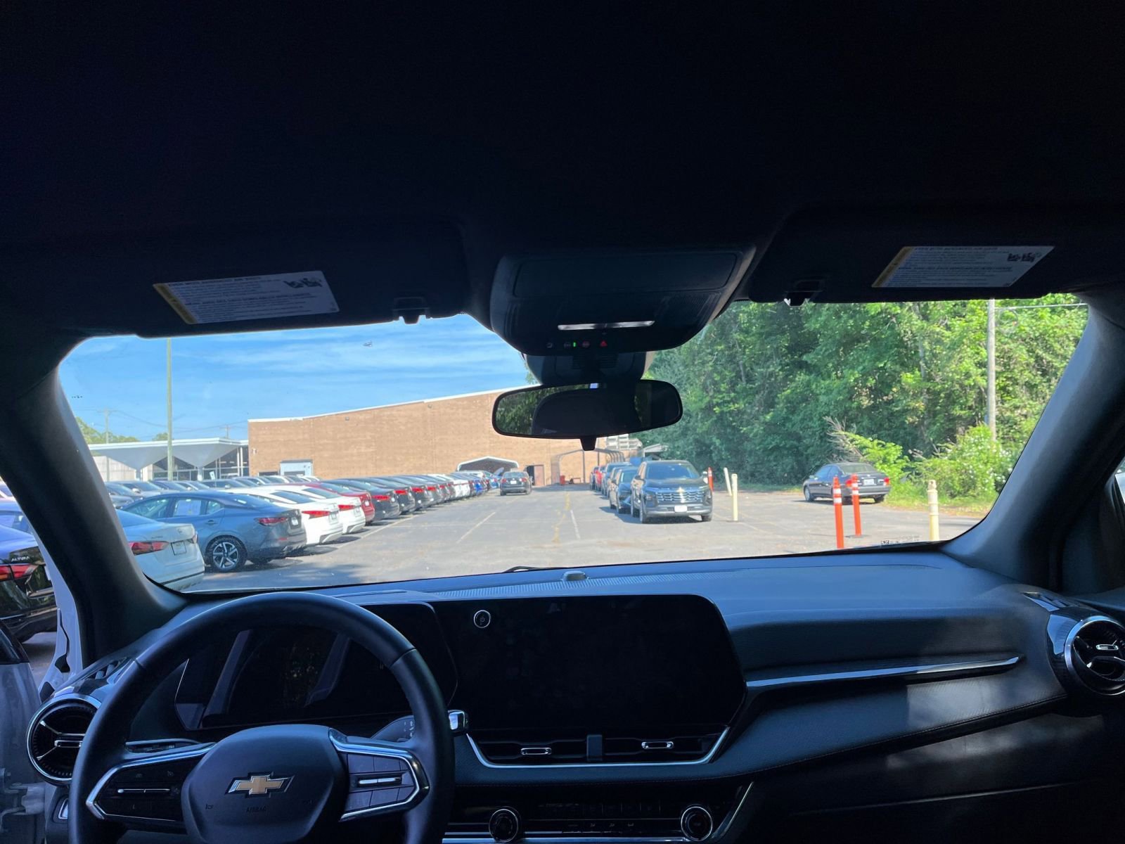 Thumbnail: 2025 Chevrolet Equinox - 33