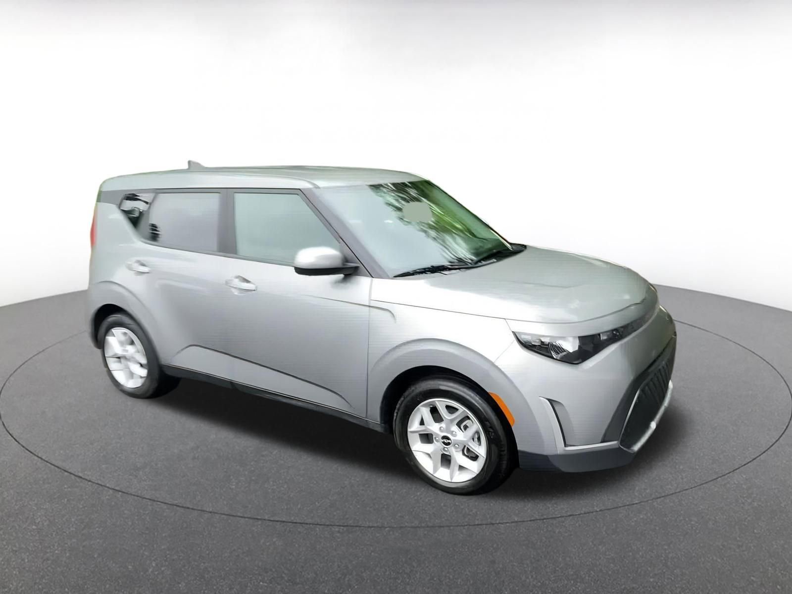 Thumbnail: 2023 Kia Soul - 2