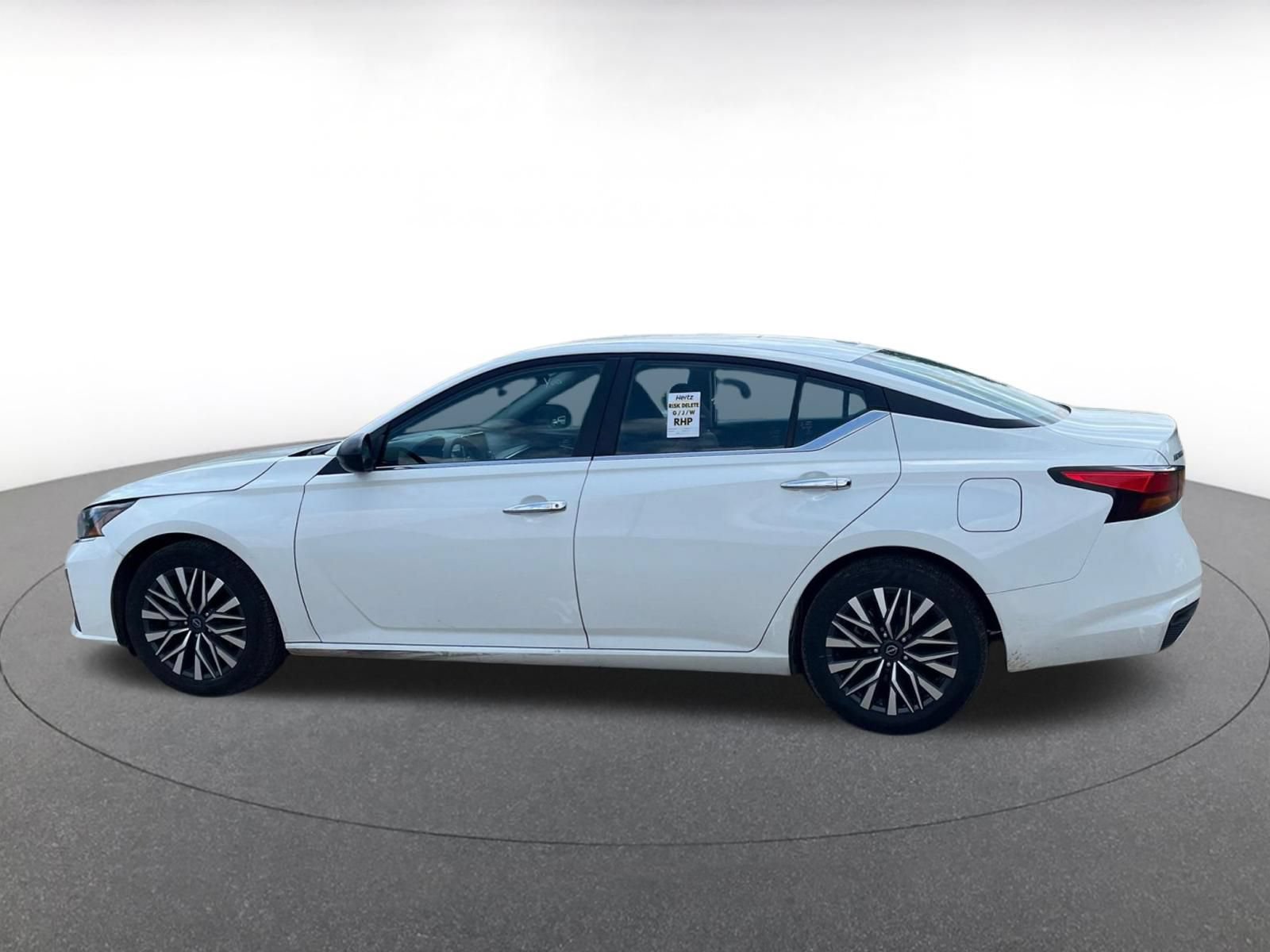 Thumbnail: 2025 Nissan Altima - 12