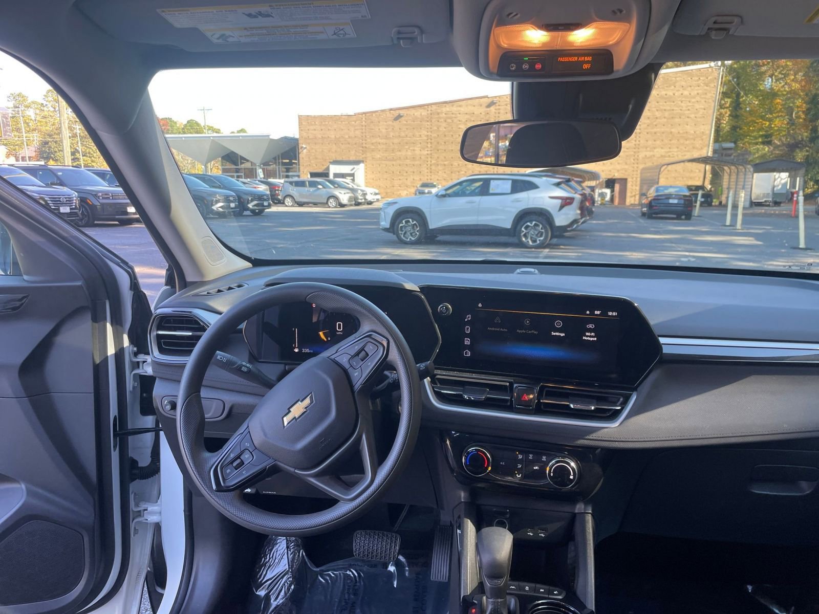 Thumbnail: 2025 Chevrolet TrailBlazer - 30