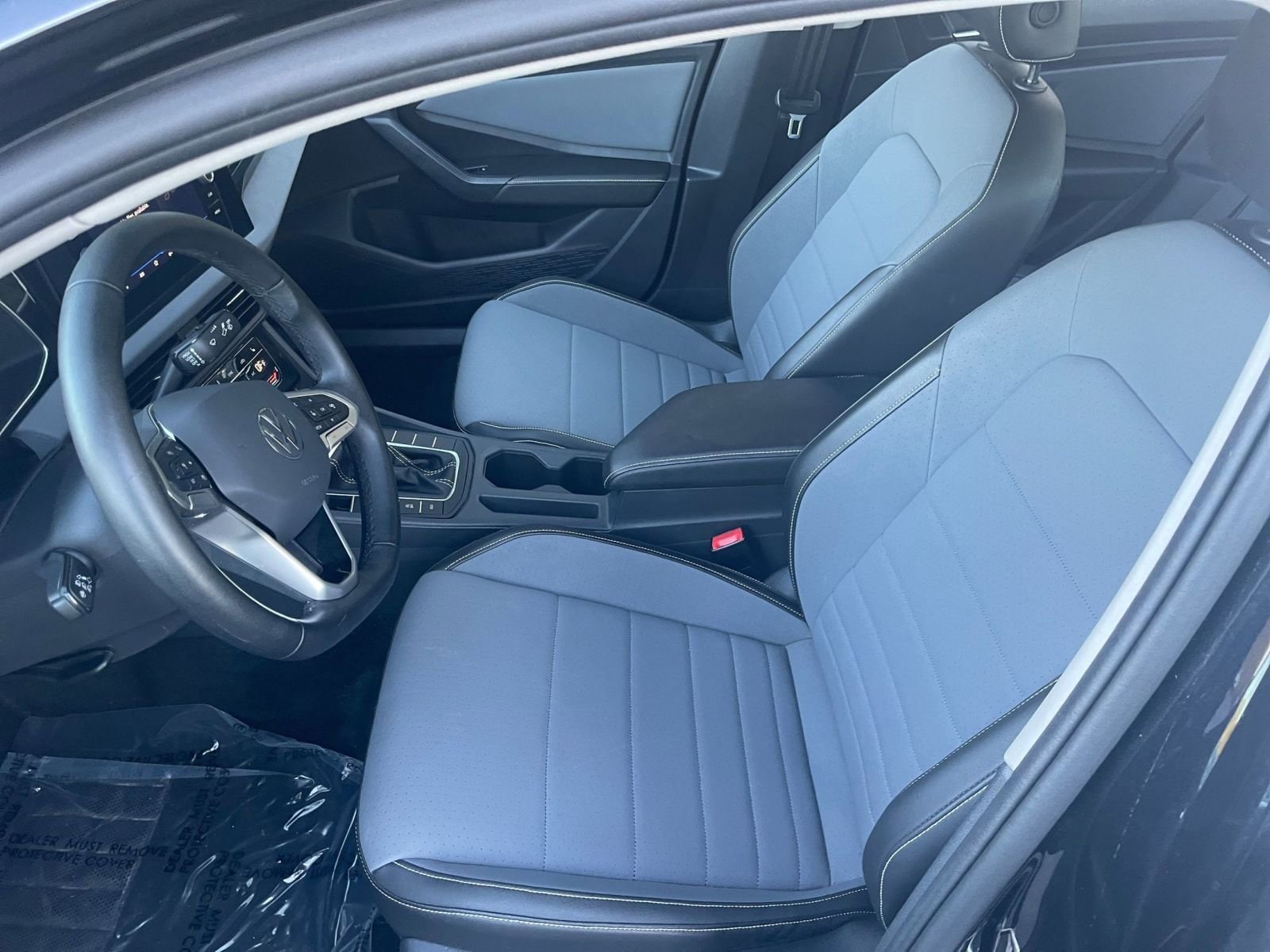 Thumbnail: 2025 Volkswagen Jetta - 23