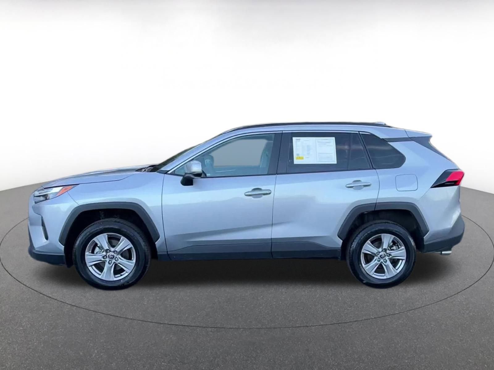 Thumbnail: 2025 Toyota RAV4 - 9