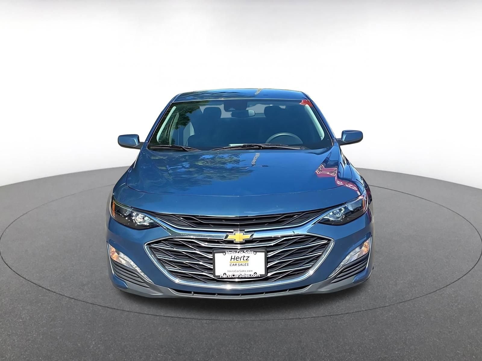 Thumbnail: 2024 Chevrolet Malibu - 3