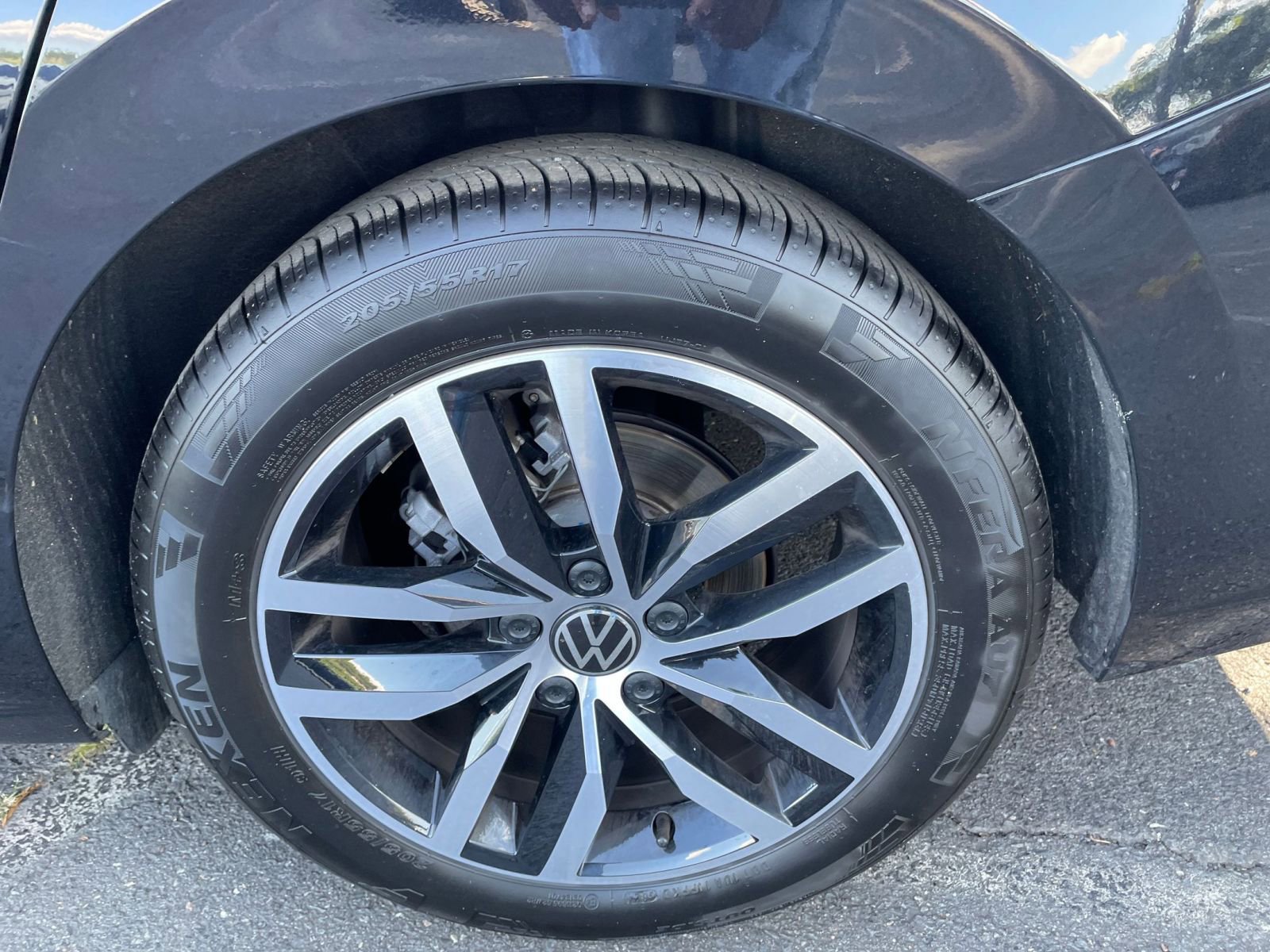 Thumbnail: 2025 Volkswagen Jetta - 25