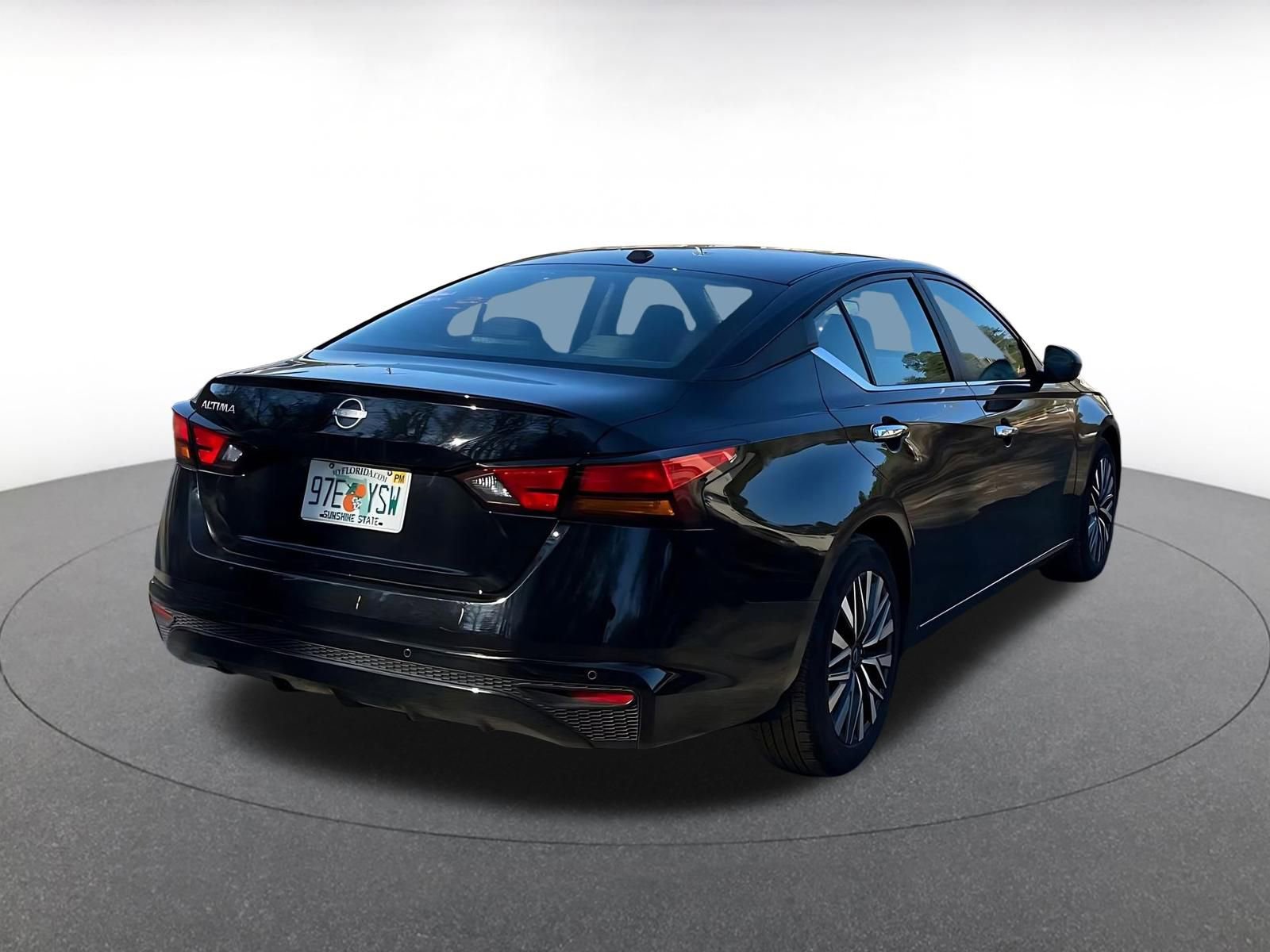 Thumbnail: 2025 Nissan Altima - 14