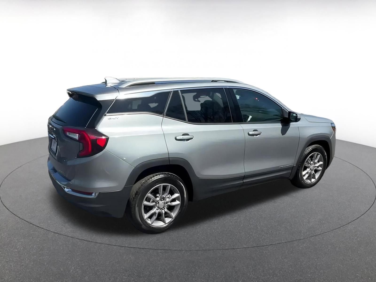 Thumbnail: 2024 GMC Terrain - 15