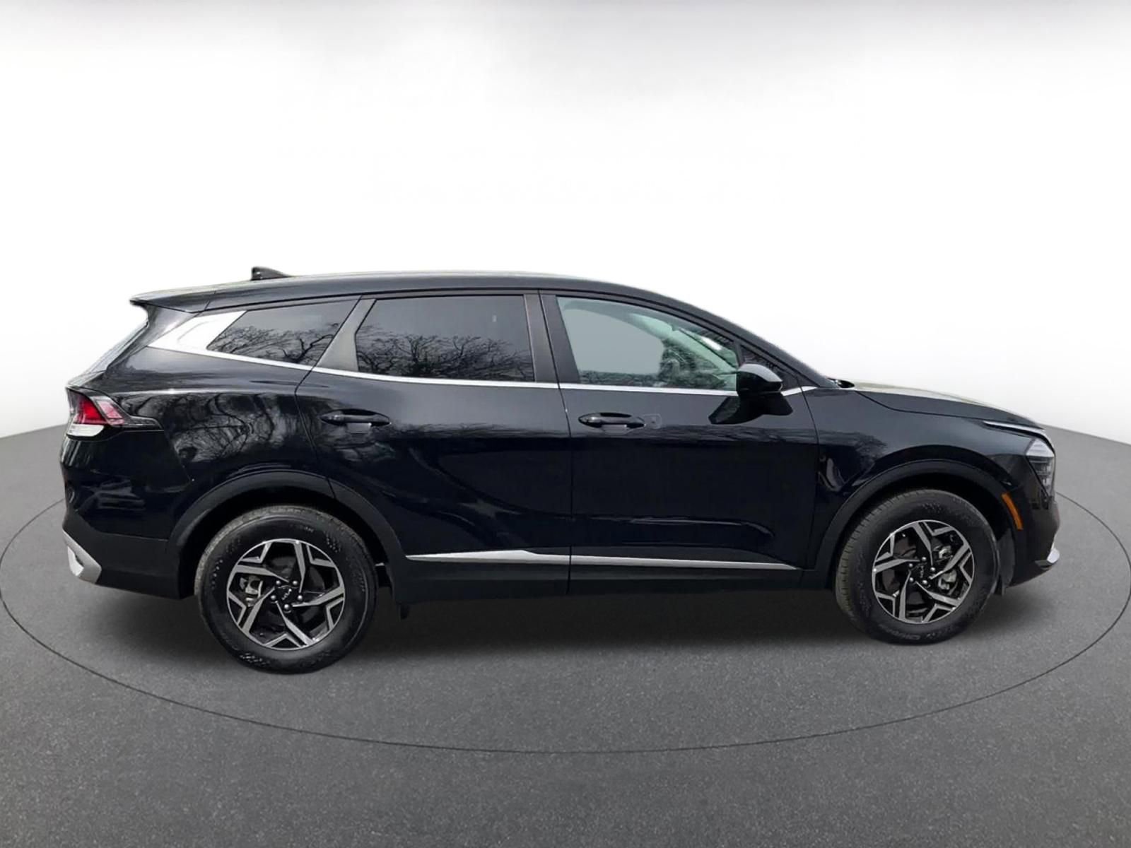 Thumbnail: 2025 Kia Sportage - 15