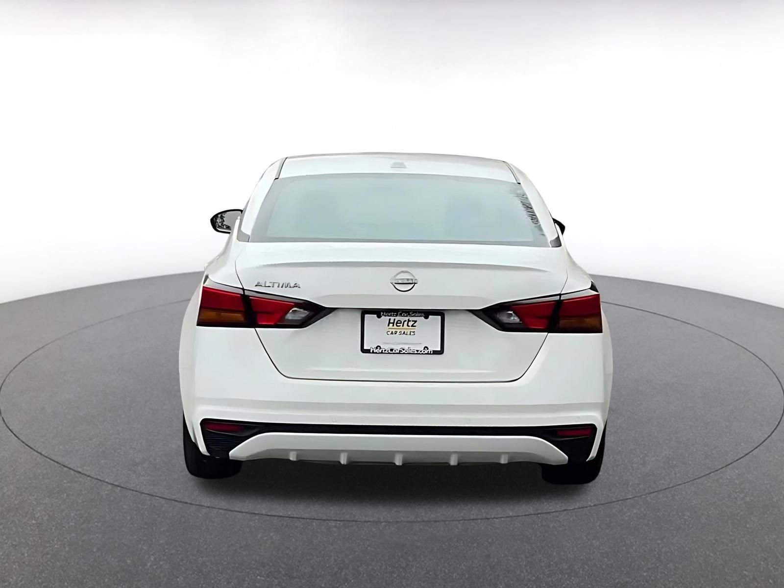 Thumbnail: 2025 Nissan Altima - 12