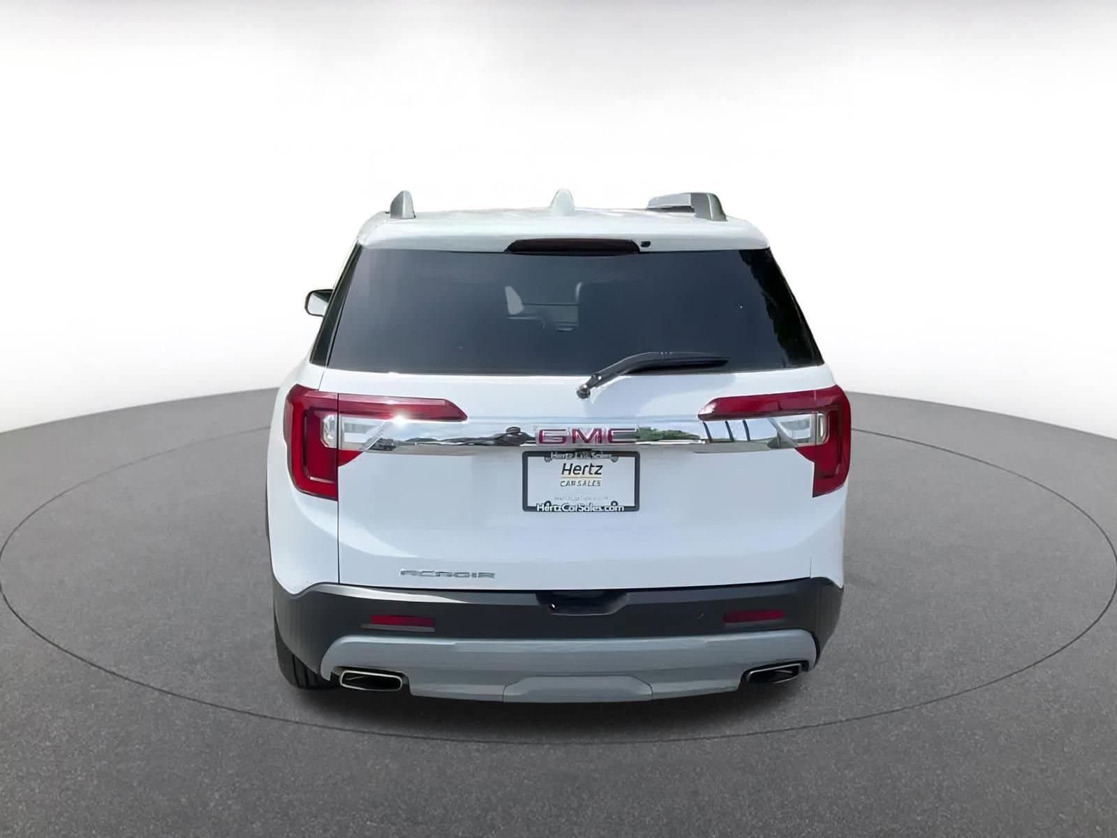 2023 GMC Acadia SLT 12