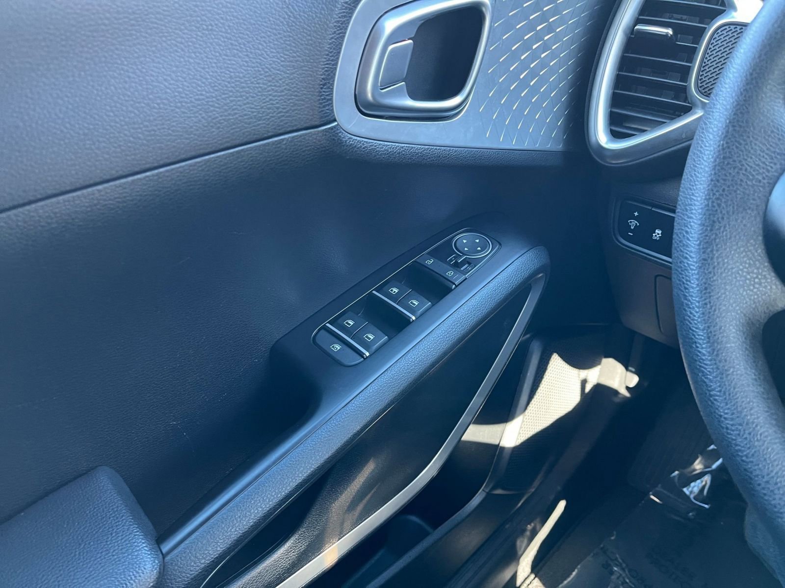 Thumbnail: 2025 Kia Soul - 20