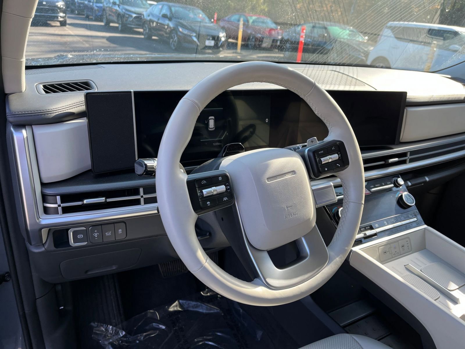 Thumbnail: 2025 Hyundai Santa Fe - 29