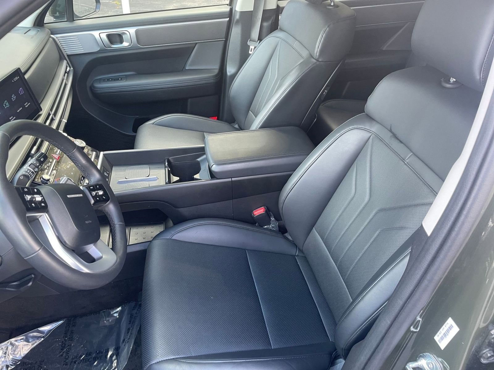 Thumbnail: 2025 Hyundai Santa Fe - 32