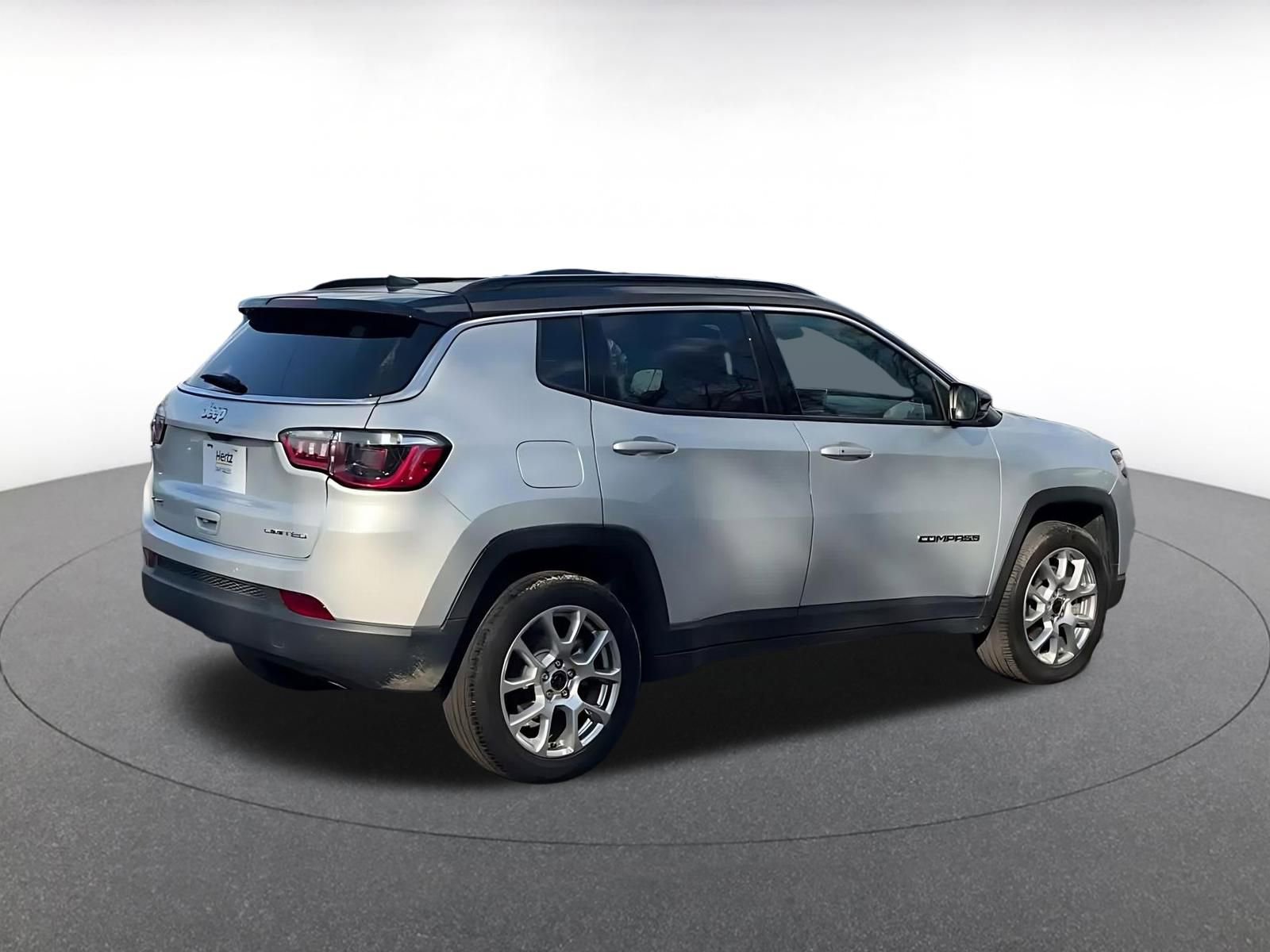 Thumbnail: 2025 Jeep Compass - 14