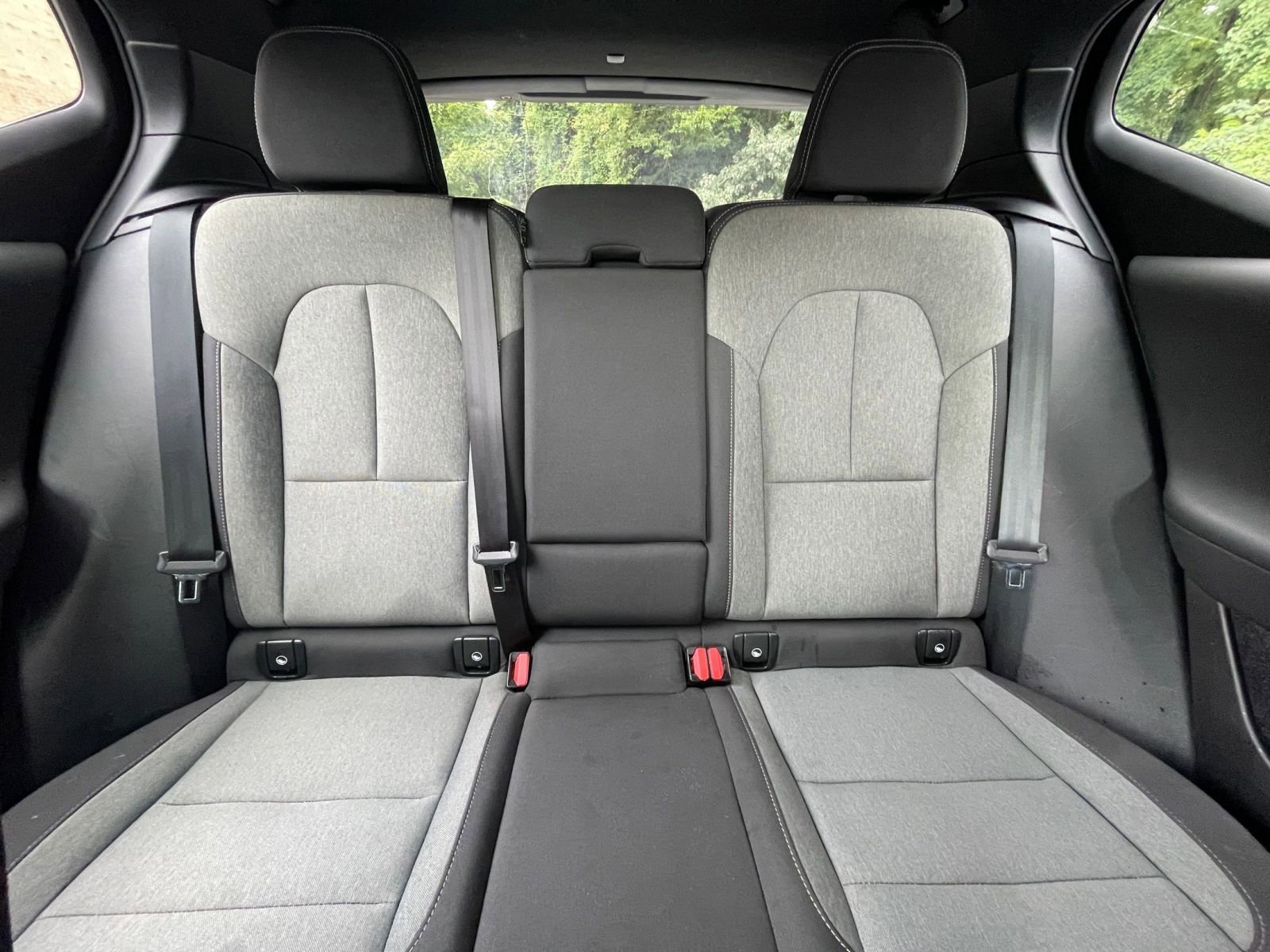 Thumbnail: 2024 Volvo XC40 - 34