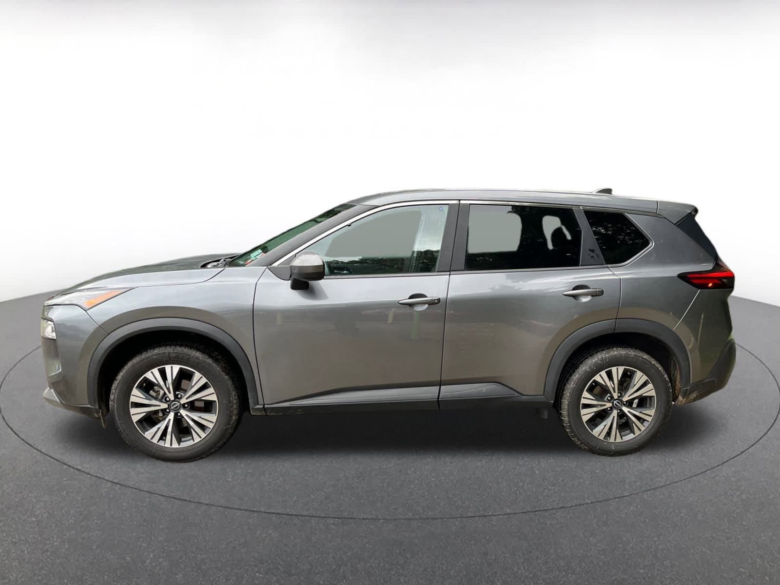 Thumbnail: 2023 Nissan Rogue - 8