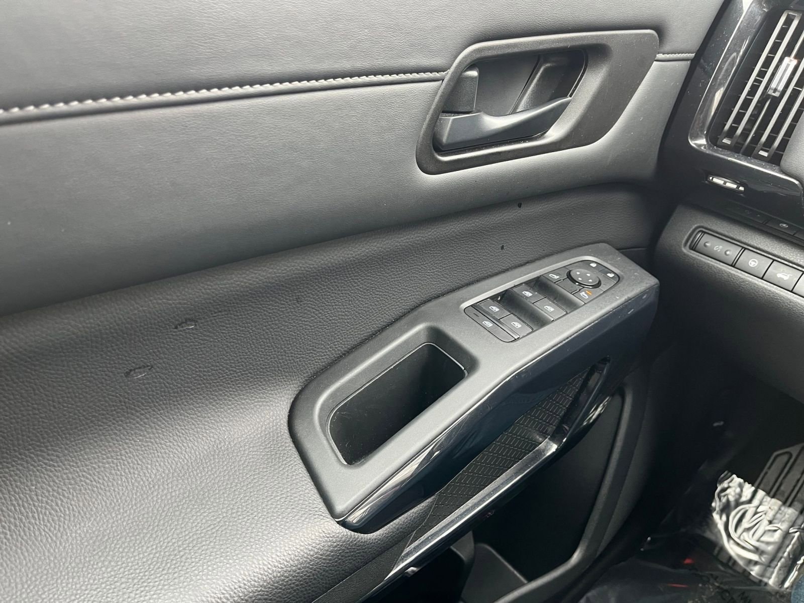 Thumbnail: 2025 Nissan Pathfinder - 20