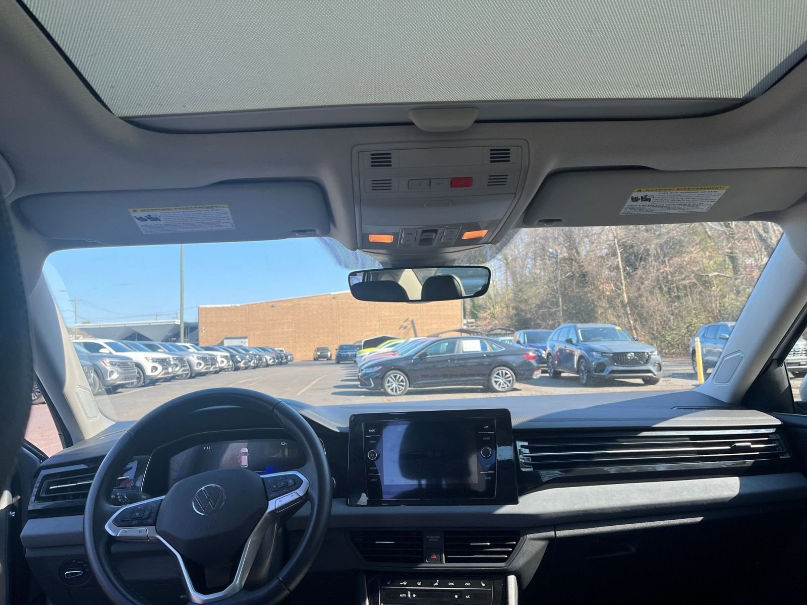 Thumbnail: 2025 Volkswagen Jetta - 34