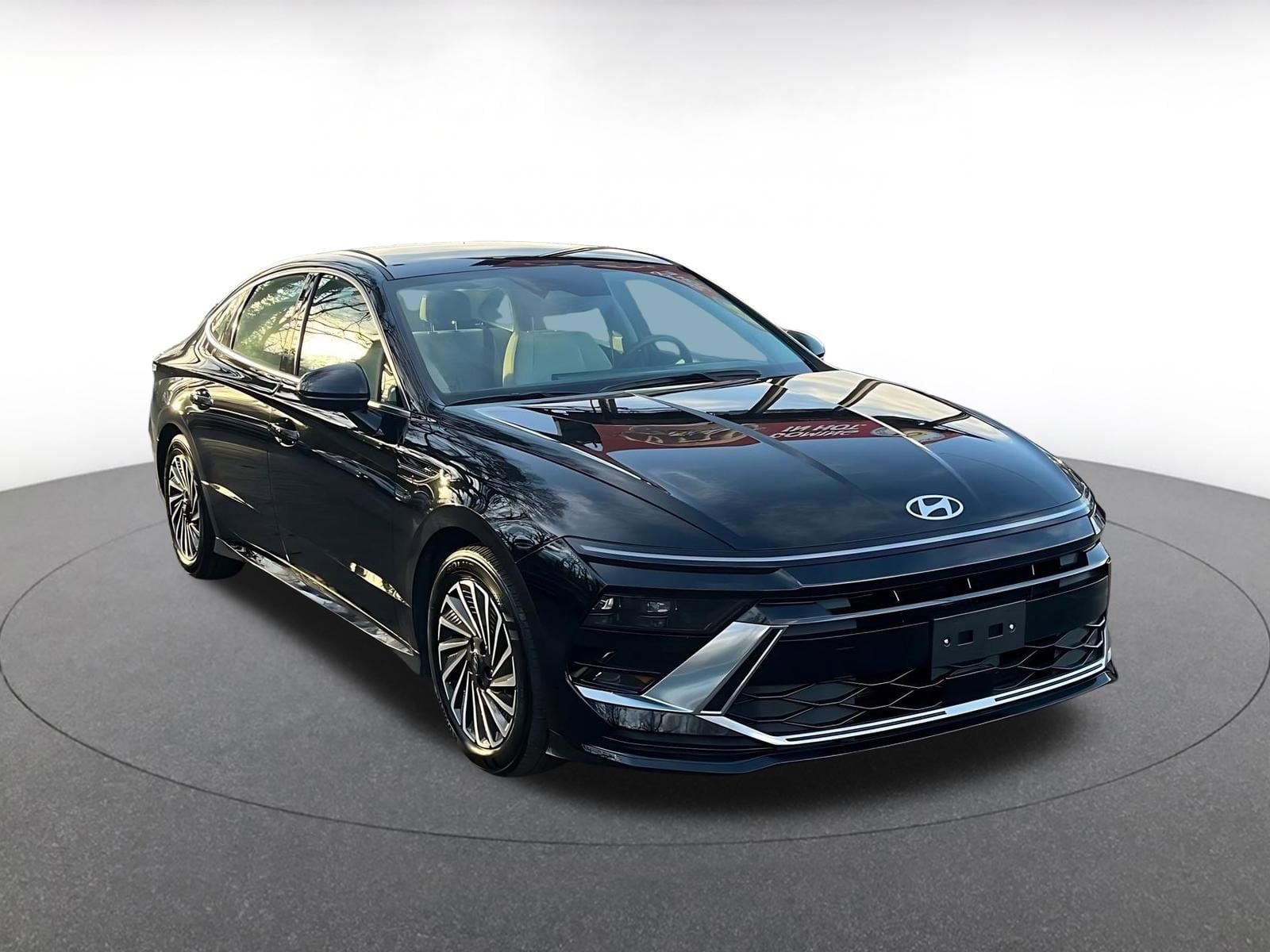 2025 Hyundai Sonata Hybrid