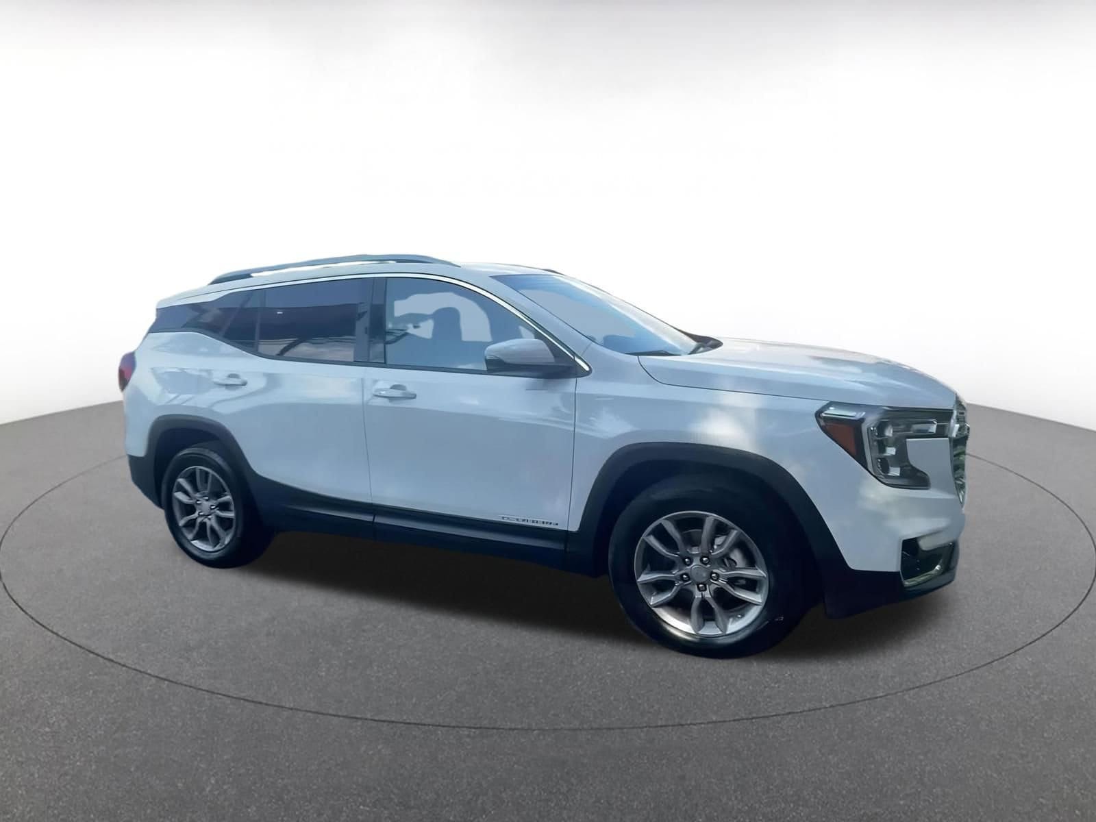 Thumbnail: 2024 GMC Terrain - 2