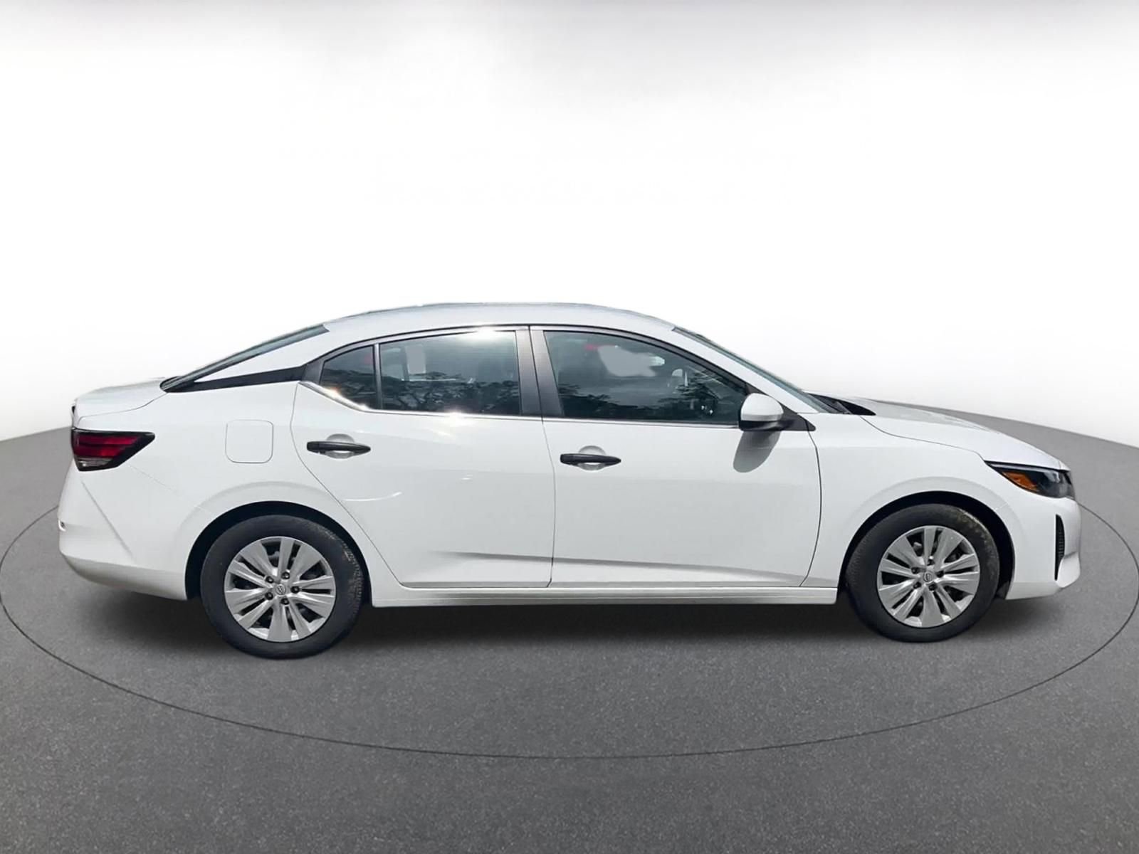 Thumbnail: 2025 Nissan Sentra - 16