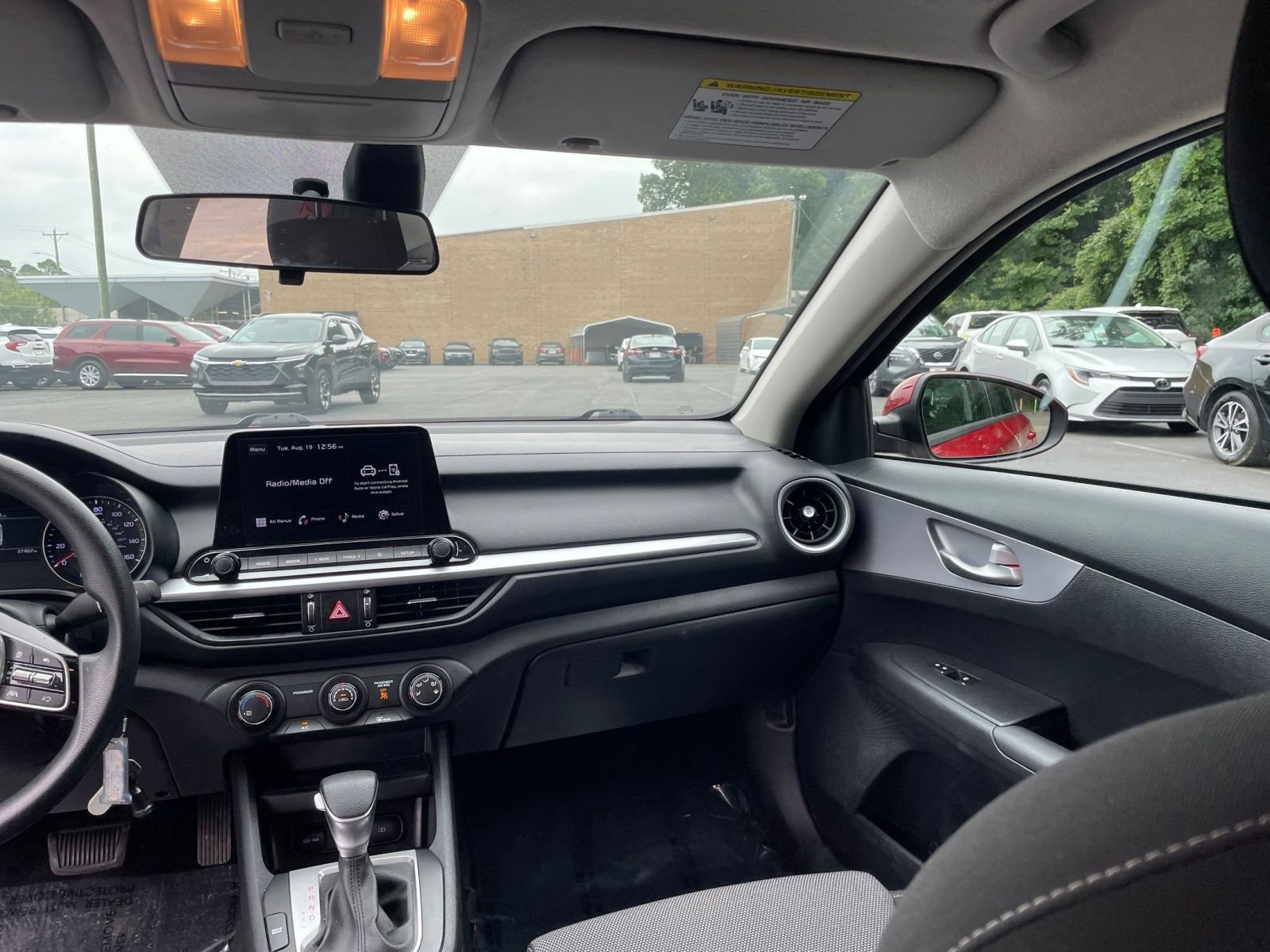 Thumbnail: 2024 Kia Forte - 31