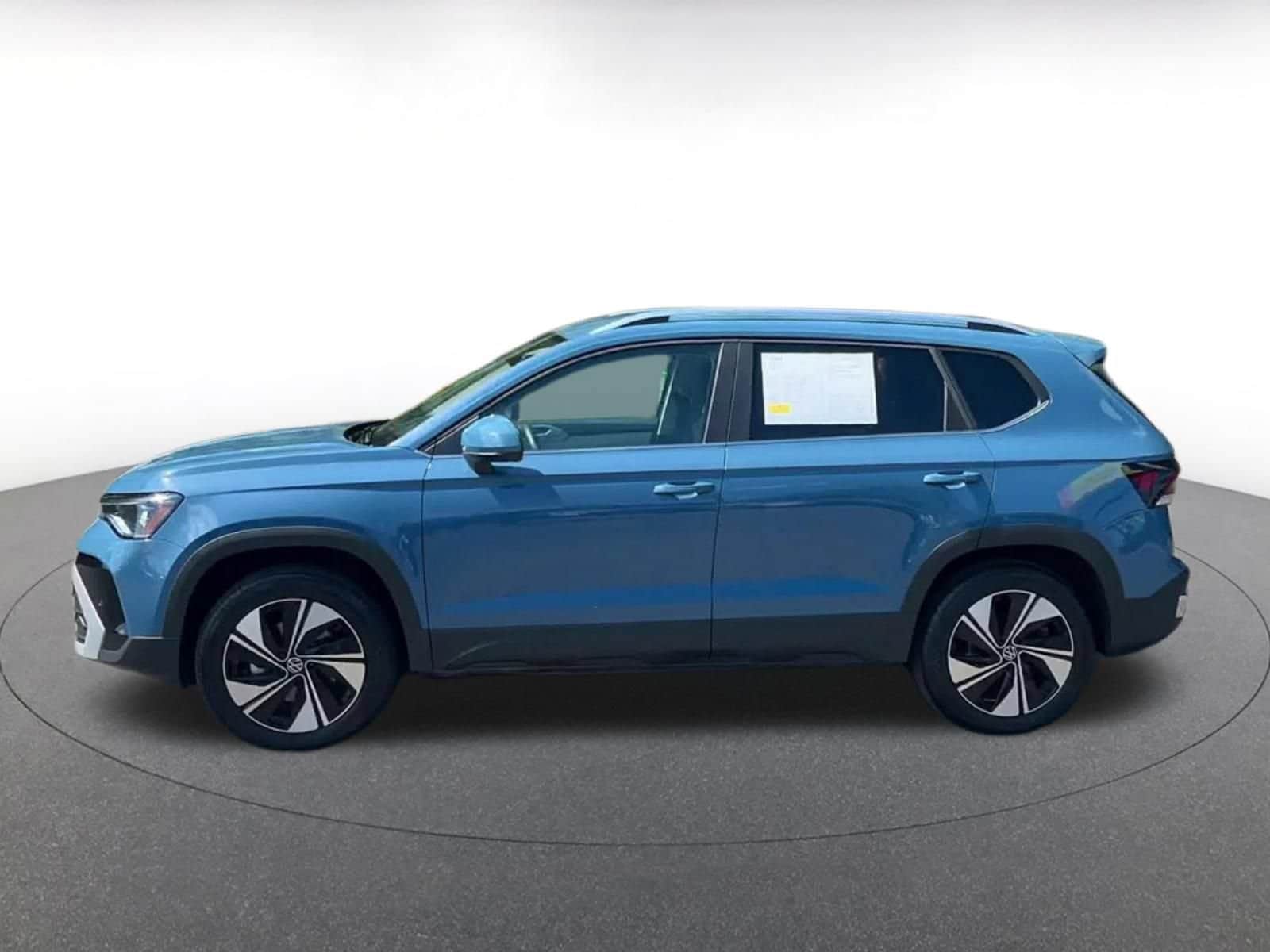 Thumbnail: 2026 Volkswagen Taos - 9
