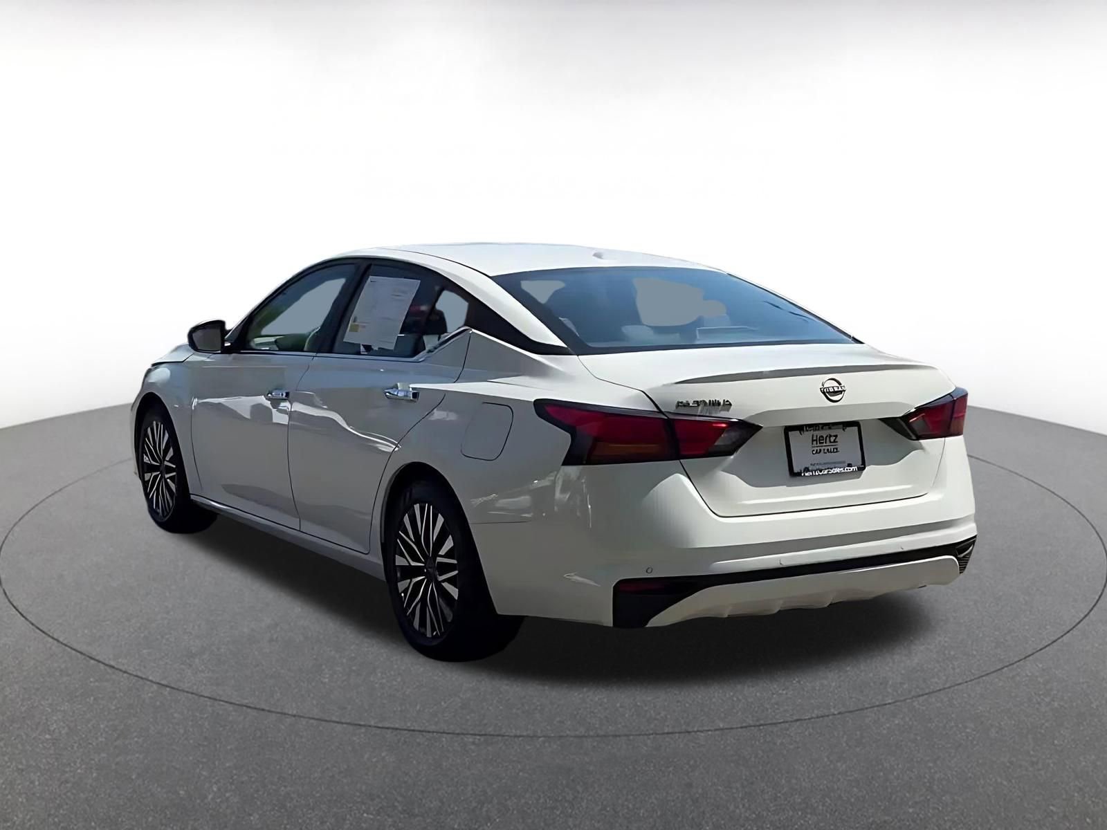 Thumbnail: 2025 Nissan Altima - 11
