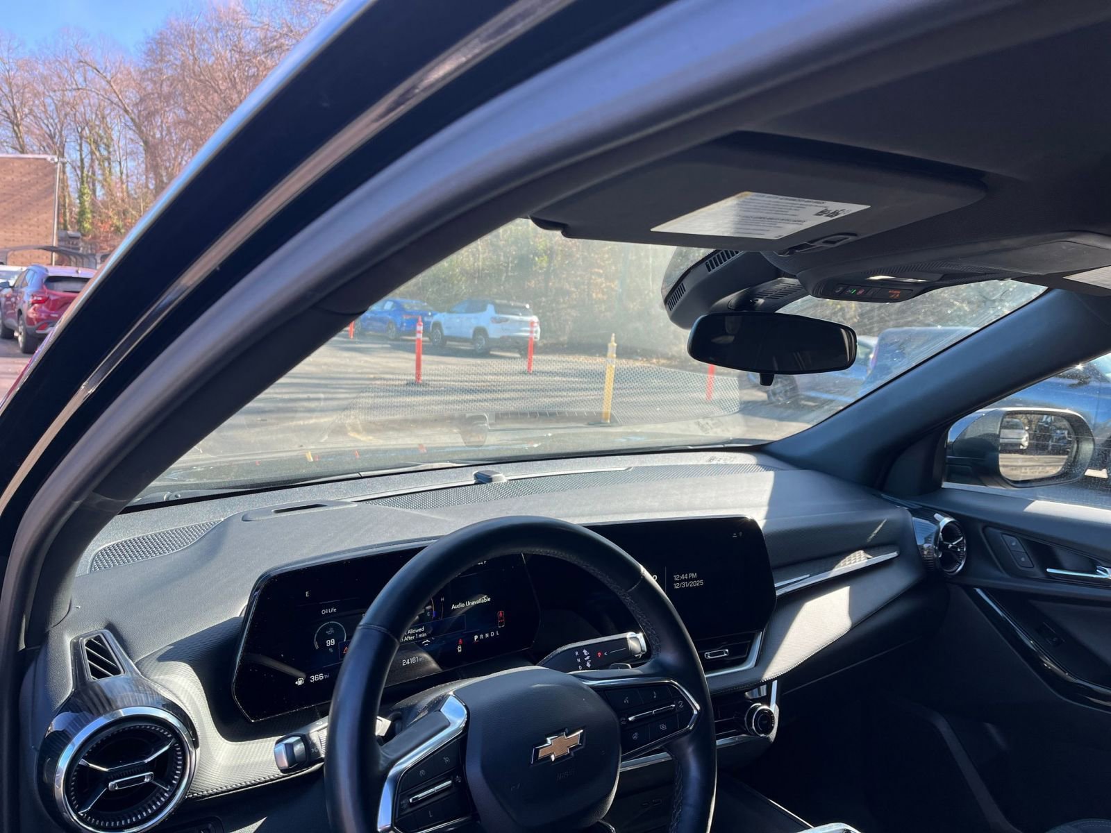 Thumbnail: 2025 Chevrolet Equinox - 32