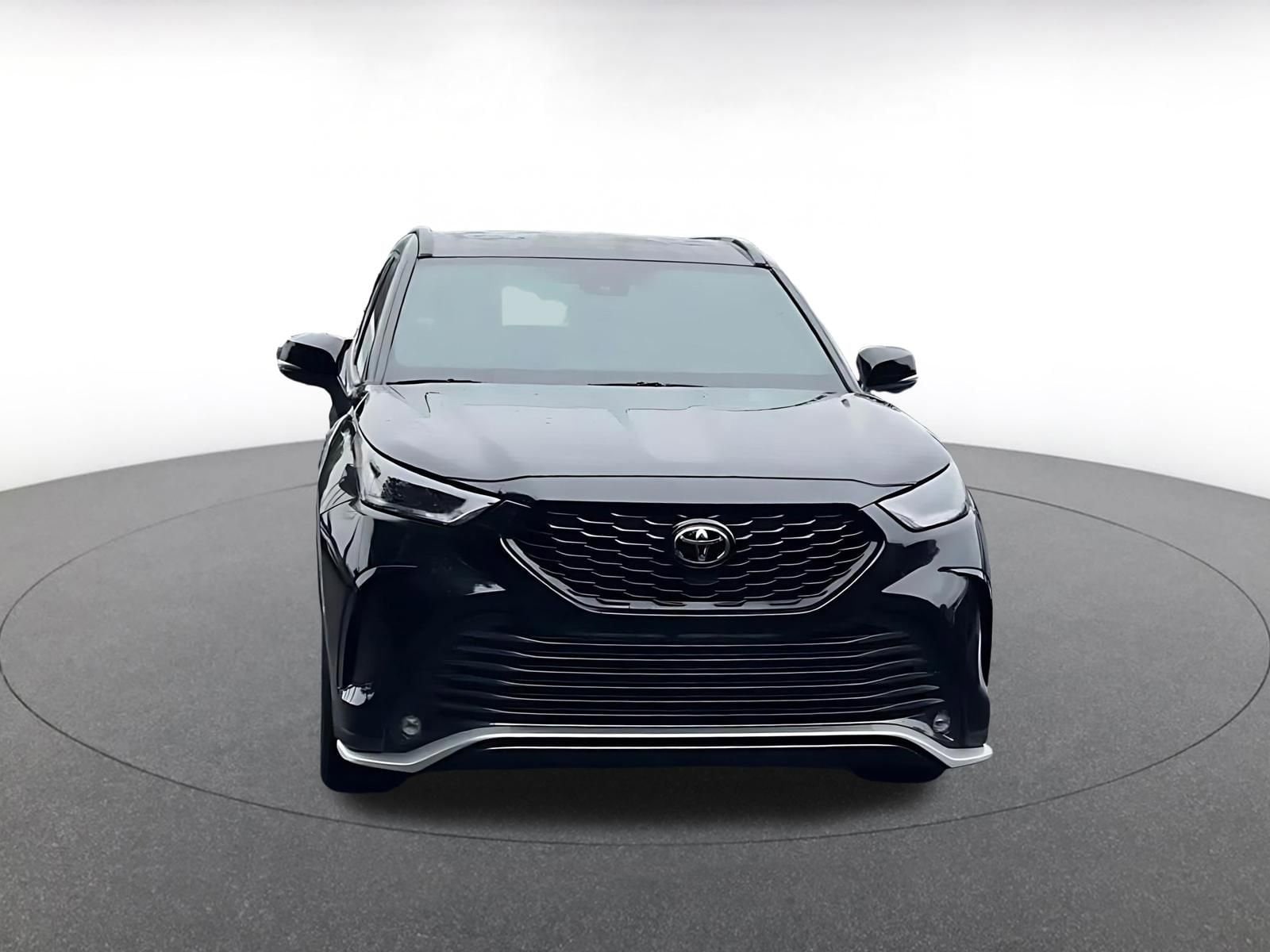 Thumbnail: 2025 Toyota Highlander - 4