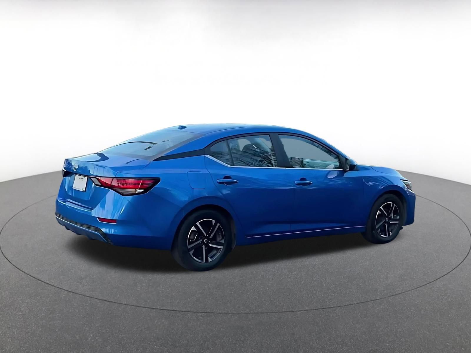 Thumbnail: 2025 Nissan Sentra - 15