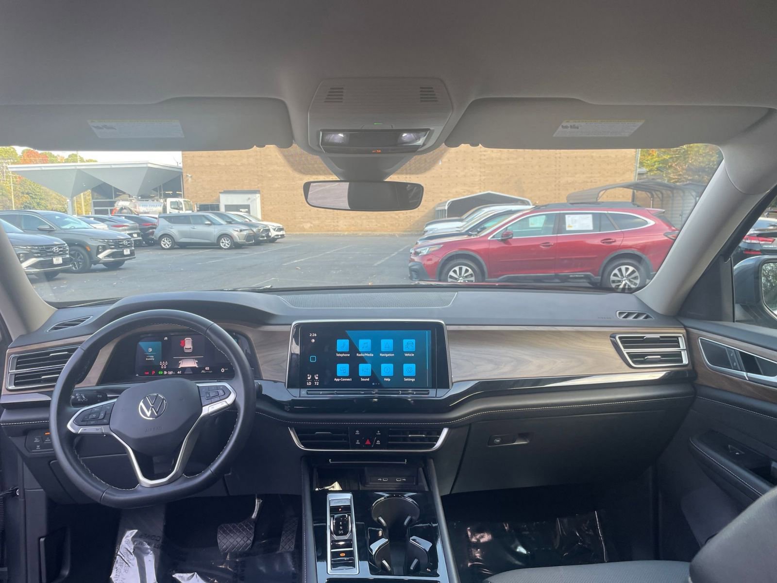 Thumbnail: 2025 Volkswagen Atlas - 29