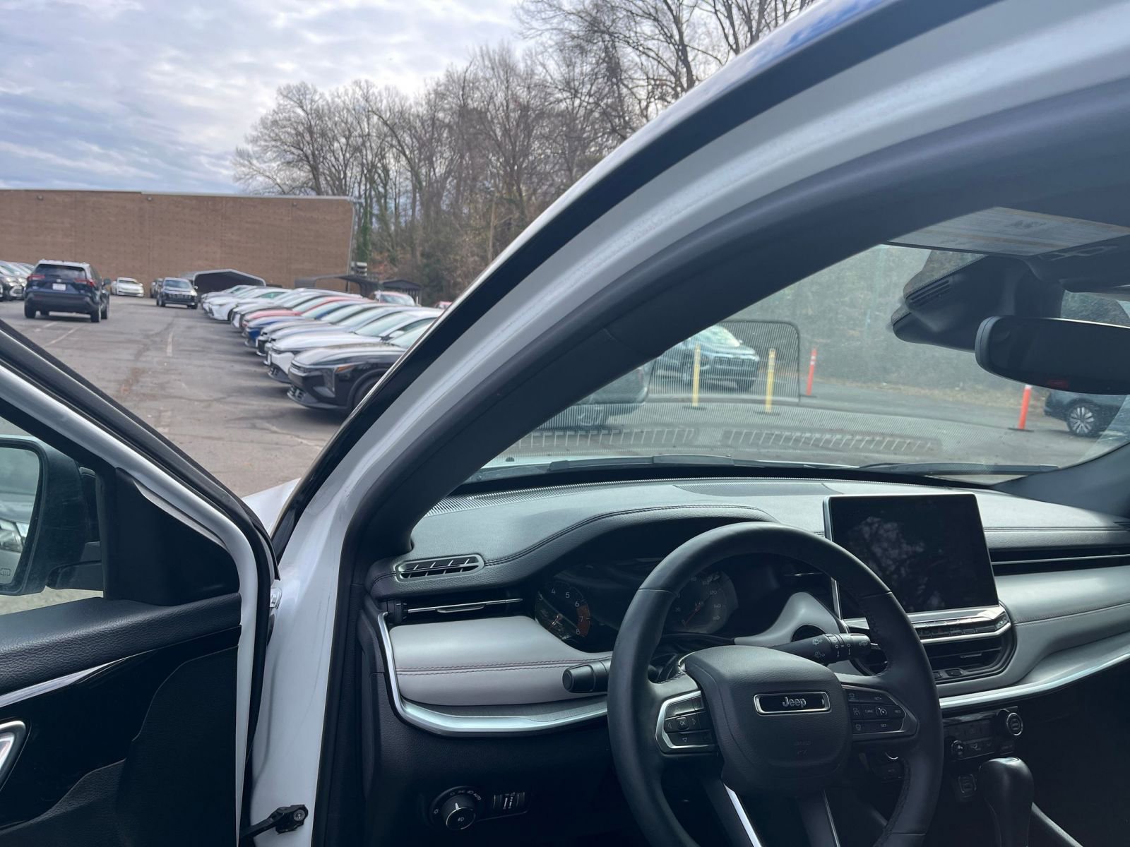 Thumbnail: 2025 Jeep Compass - 35