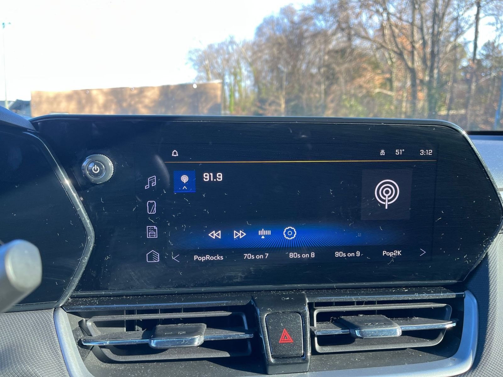 Thumbnail: 2025 Chevrolet TrailBlazer - 21