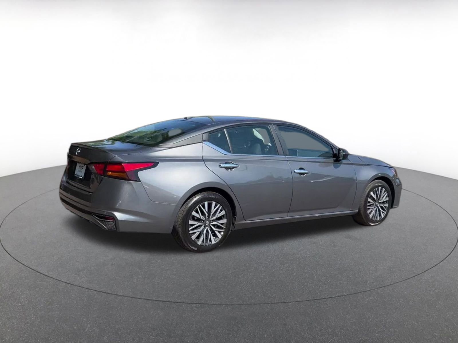 Thumbnail: 2025 Nissan Altima - 15