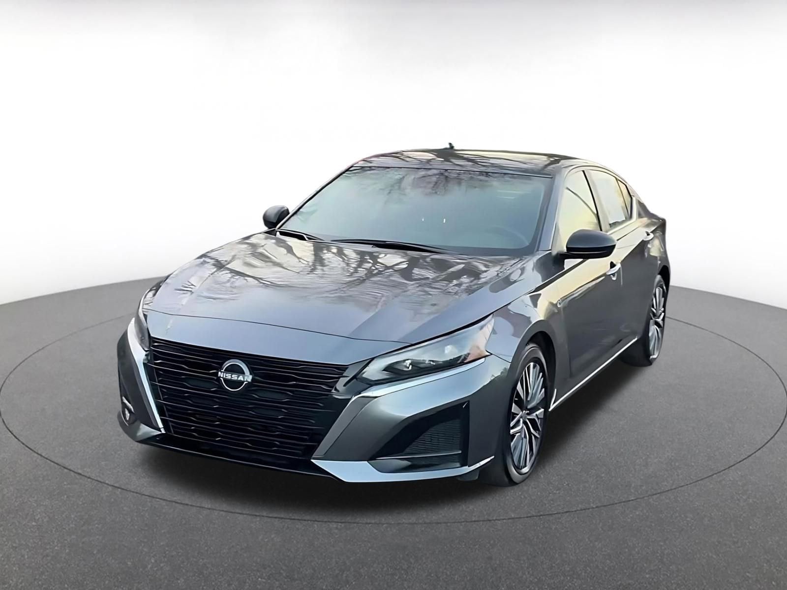 Thumbnail: 2025 Nissan Altima - 7