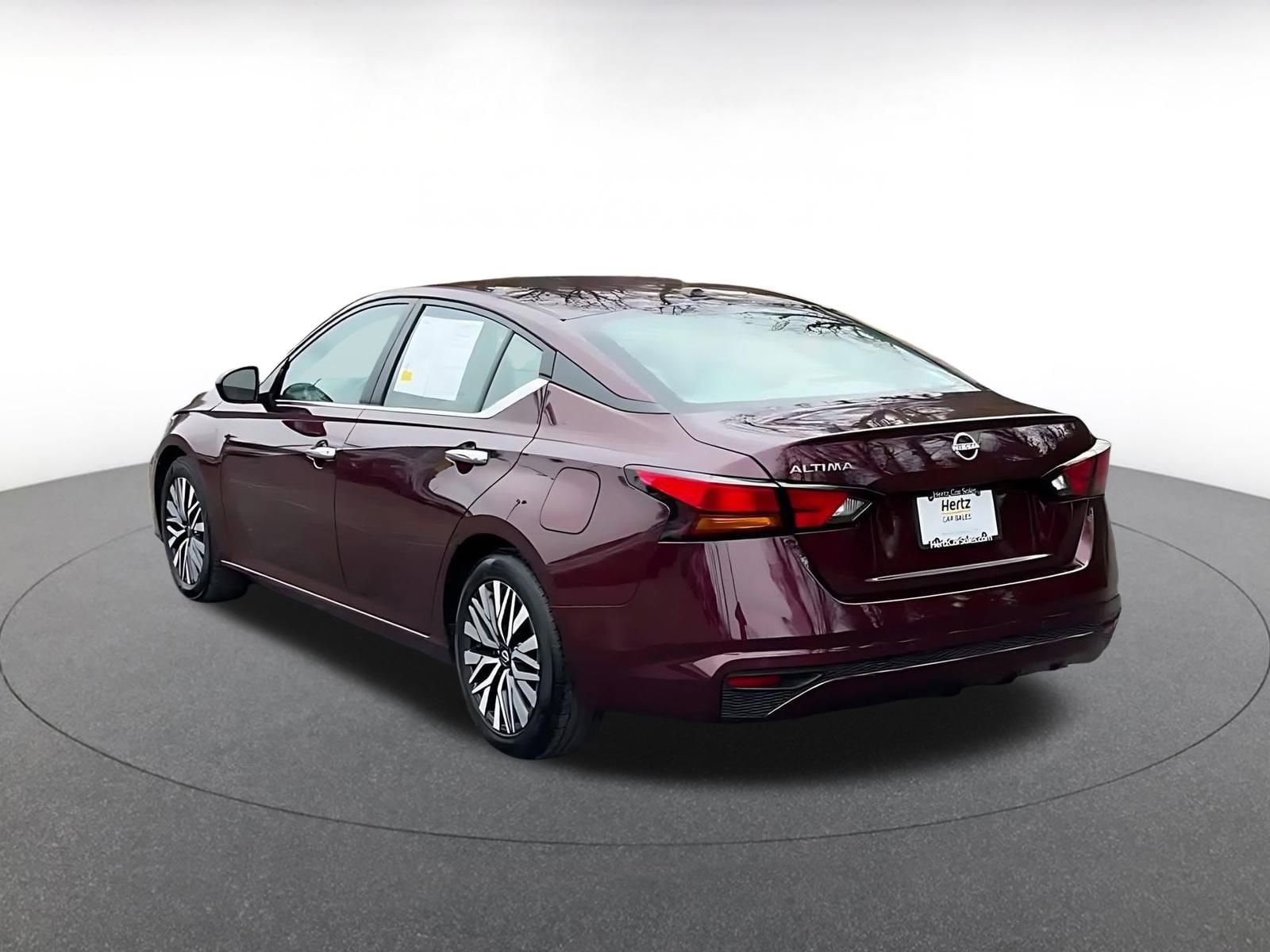 Thumbnail: 2025 Nissan Altima - 11