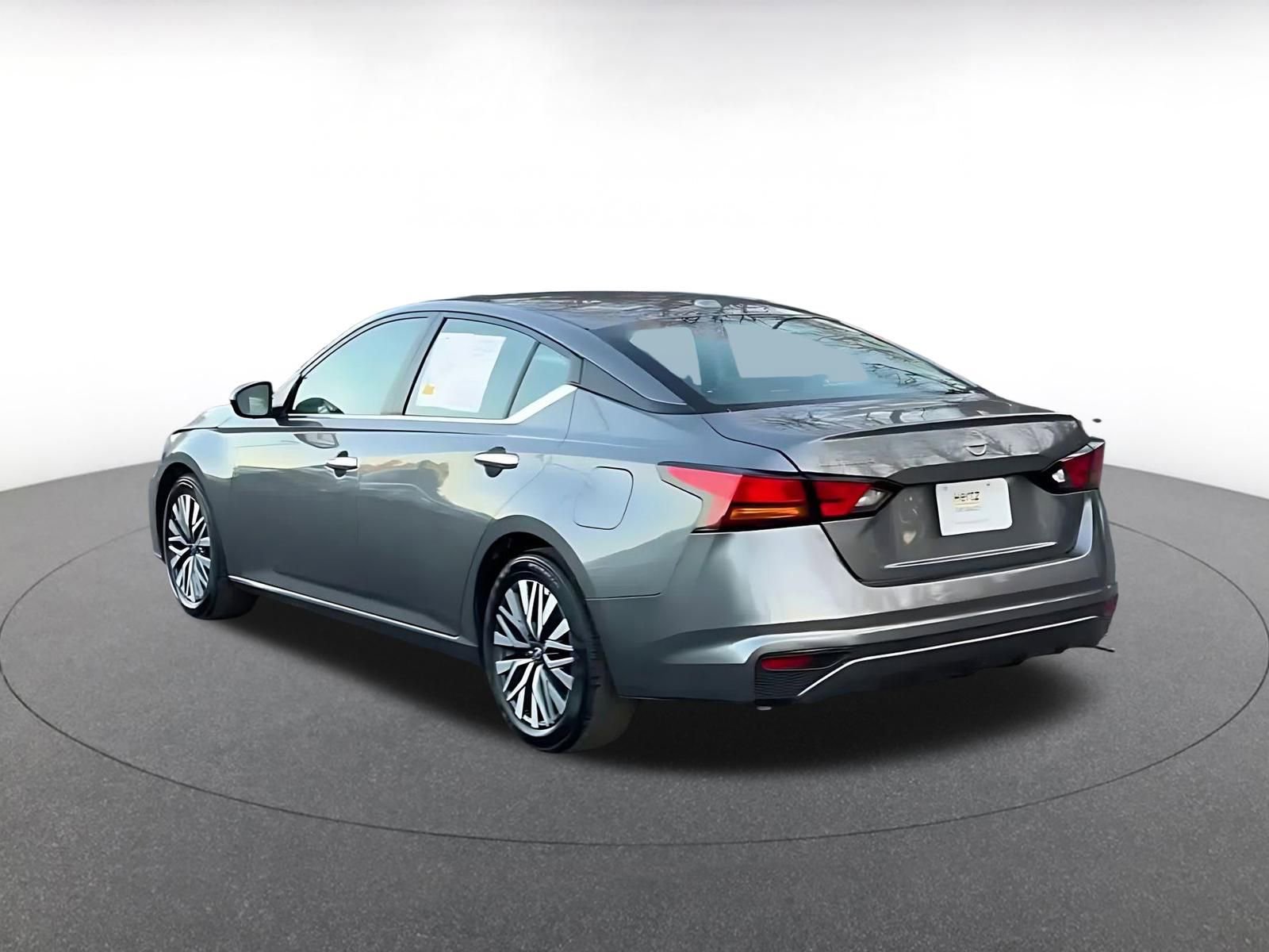 Thumbnail: 2025 Nissan Altima - 11