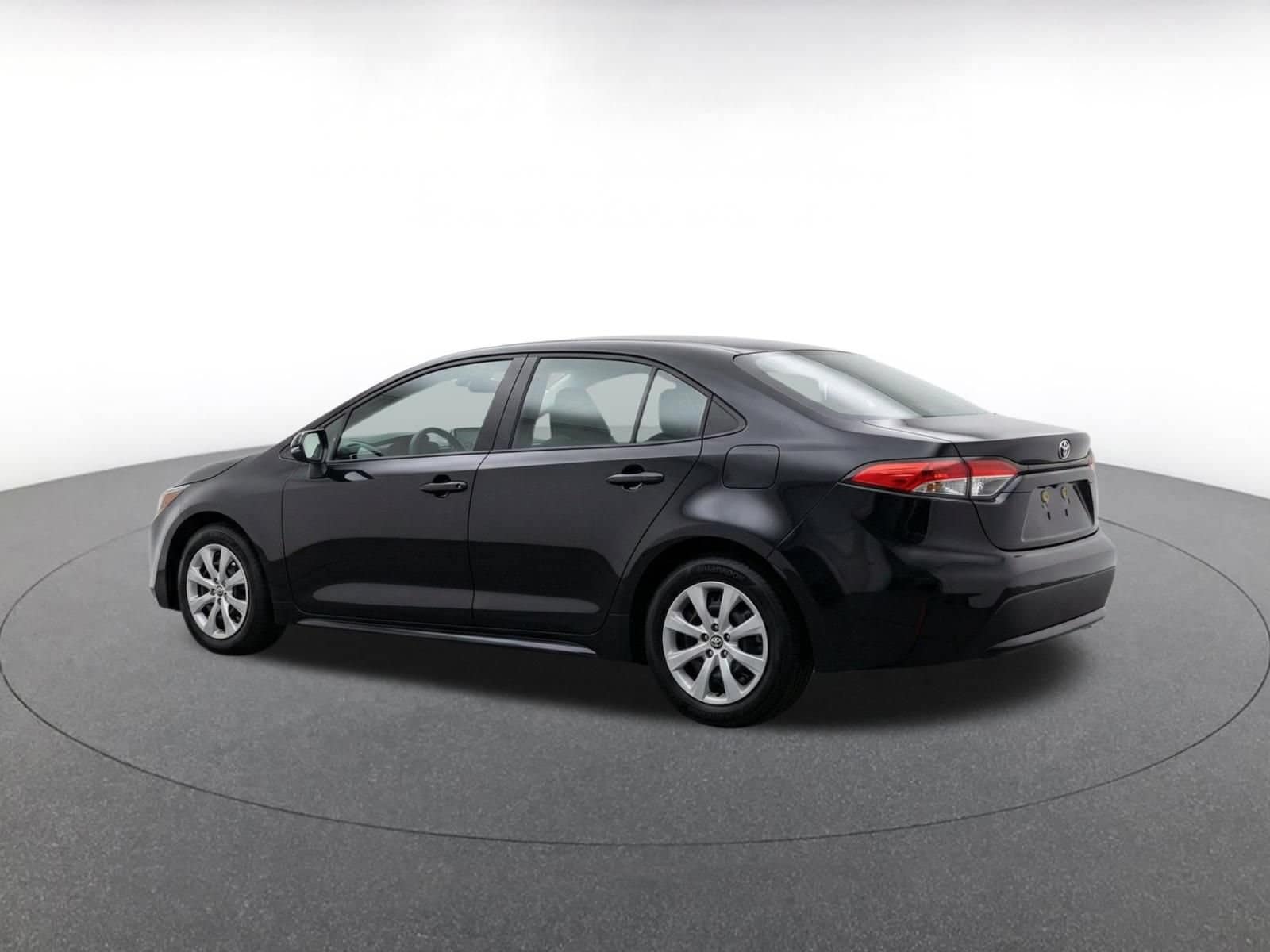 Thumbnail: 2025 Toyota Corolla - 7