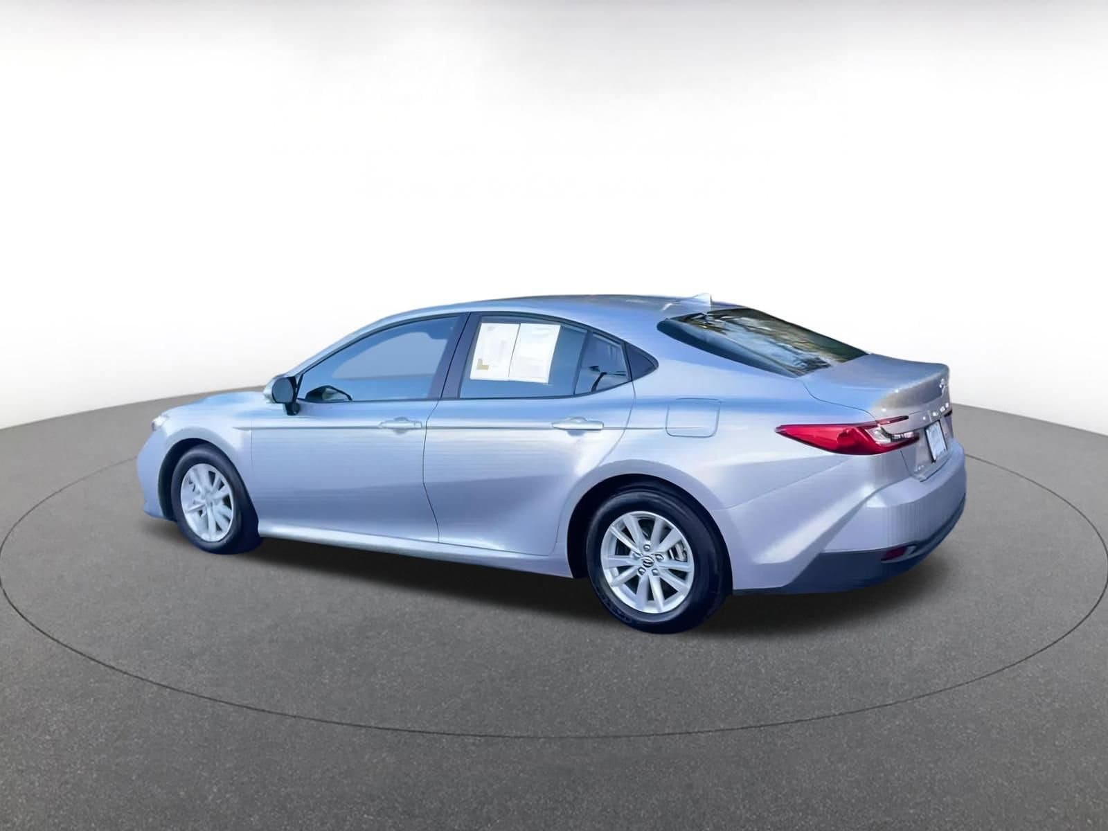 Thumbnail: 2025 Toyota Camry - 9