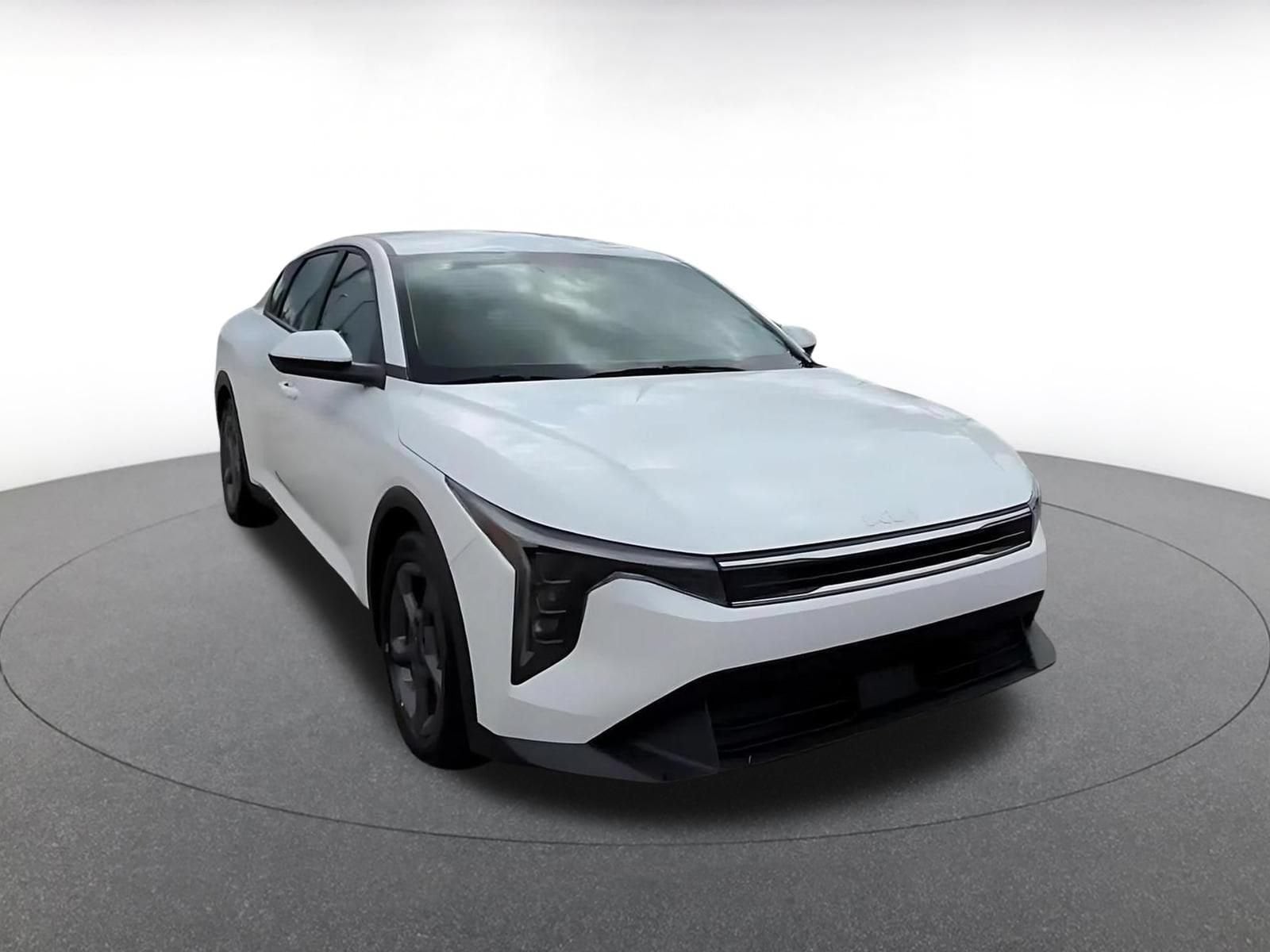 Thumbnail: 2025 Kia K4 - 3